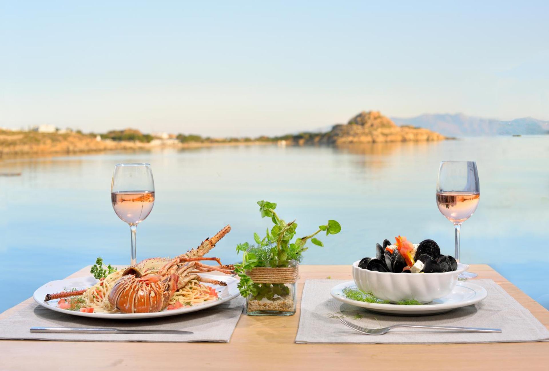 Petinos Hotel - Photo 139