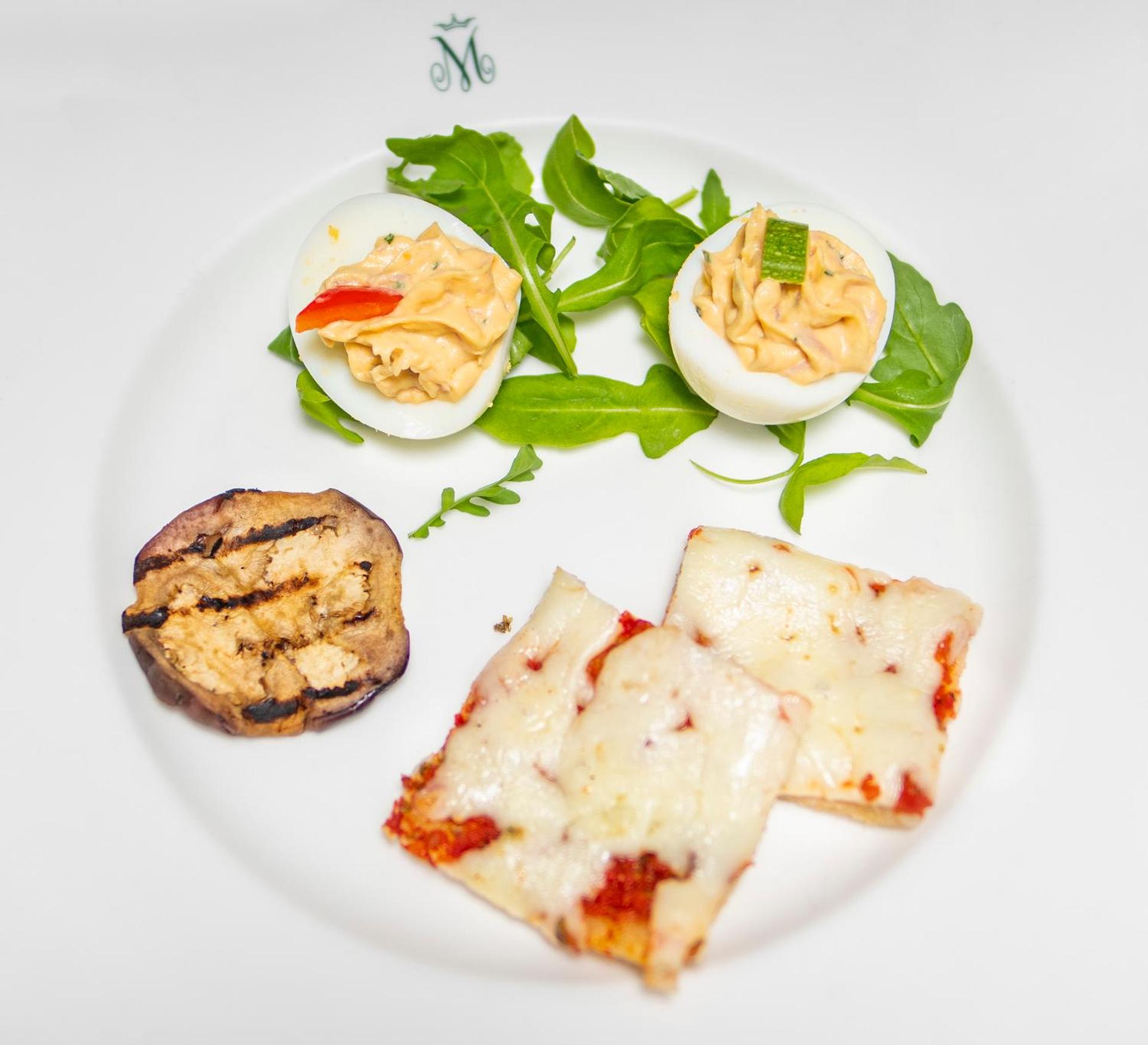 Hotel Miranda - Photo 34