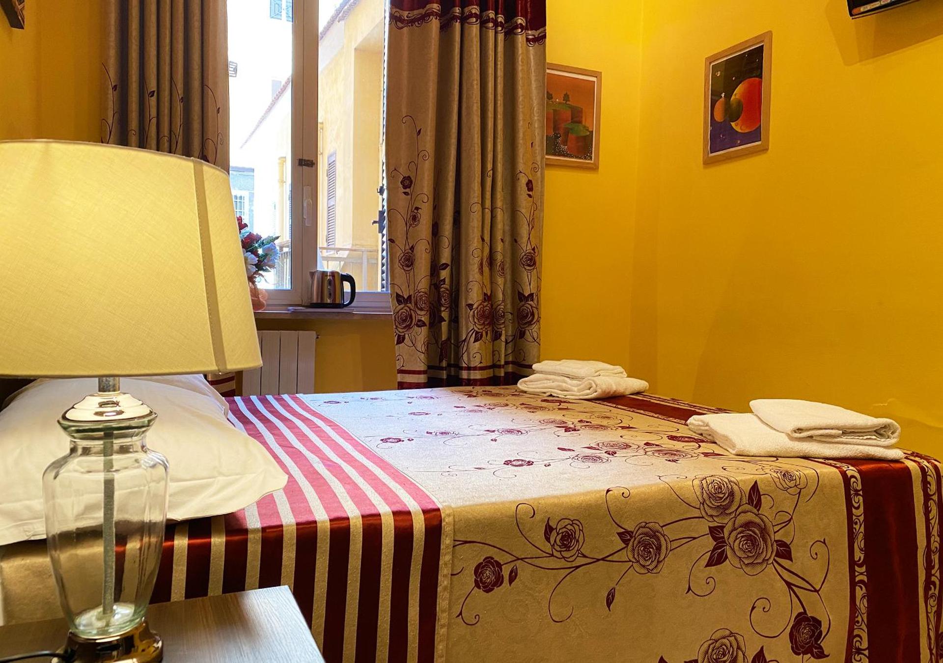 Single Room with Private Bathroom