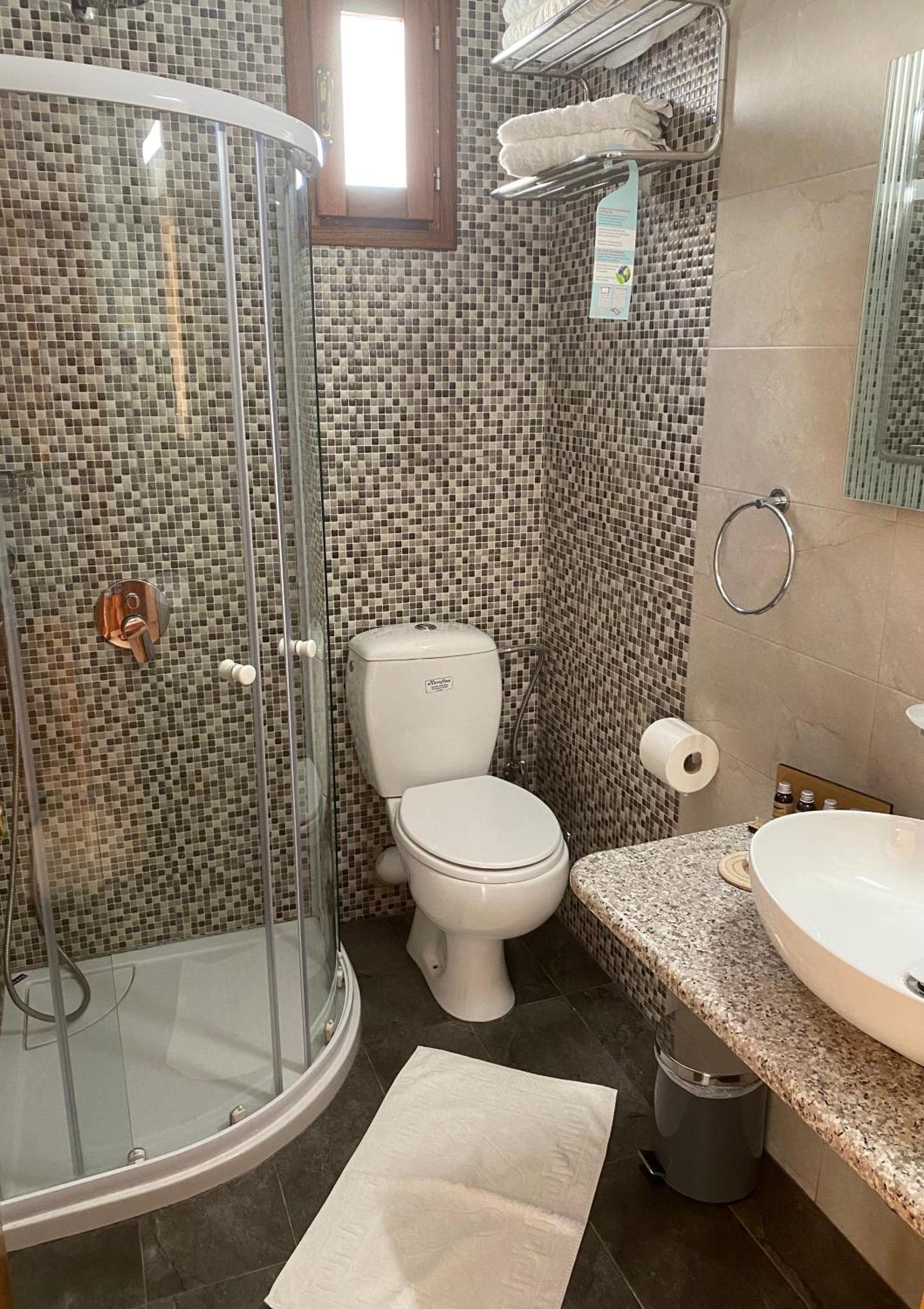 Asteri Hotel - Photo 13