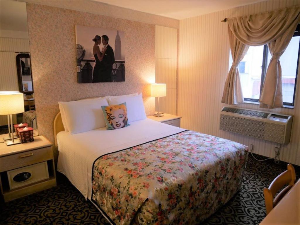 Flushing Central Hotel 88 - Photo 25