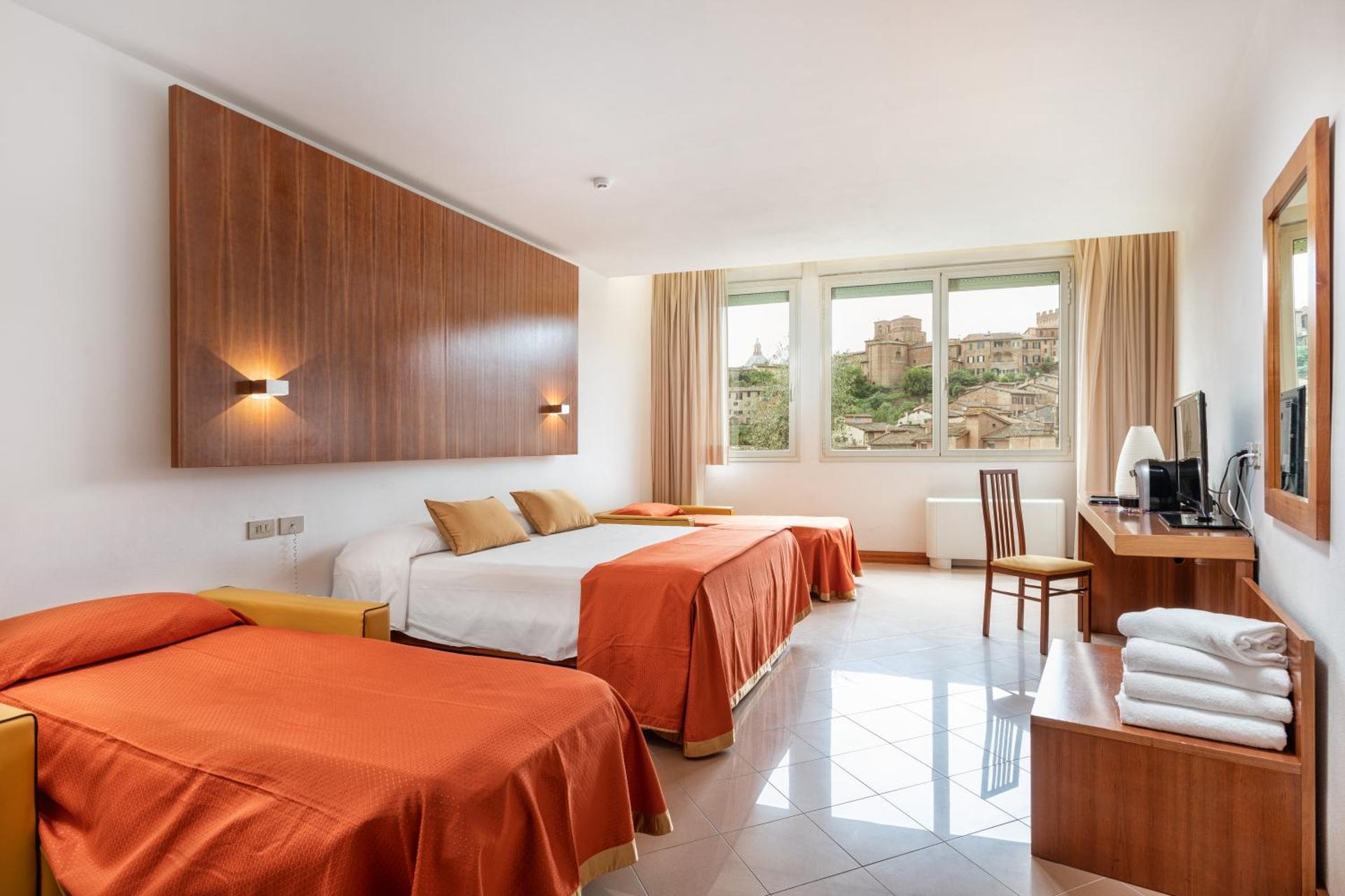 Hotel Minerva - Photo 64