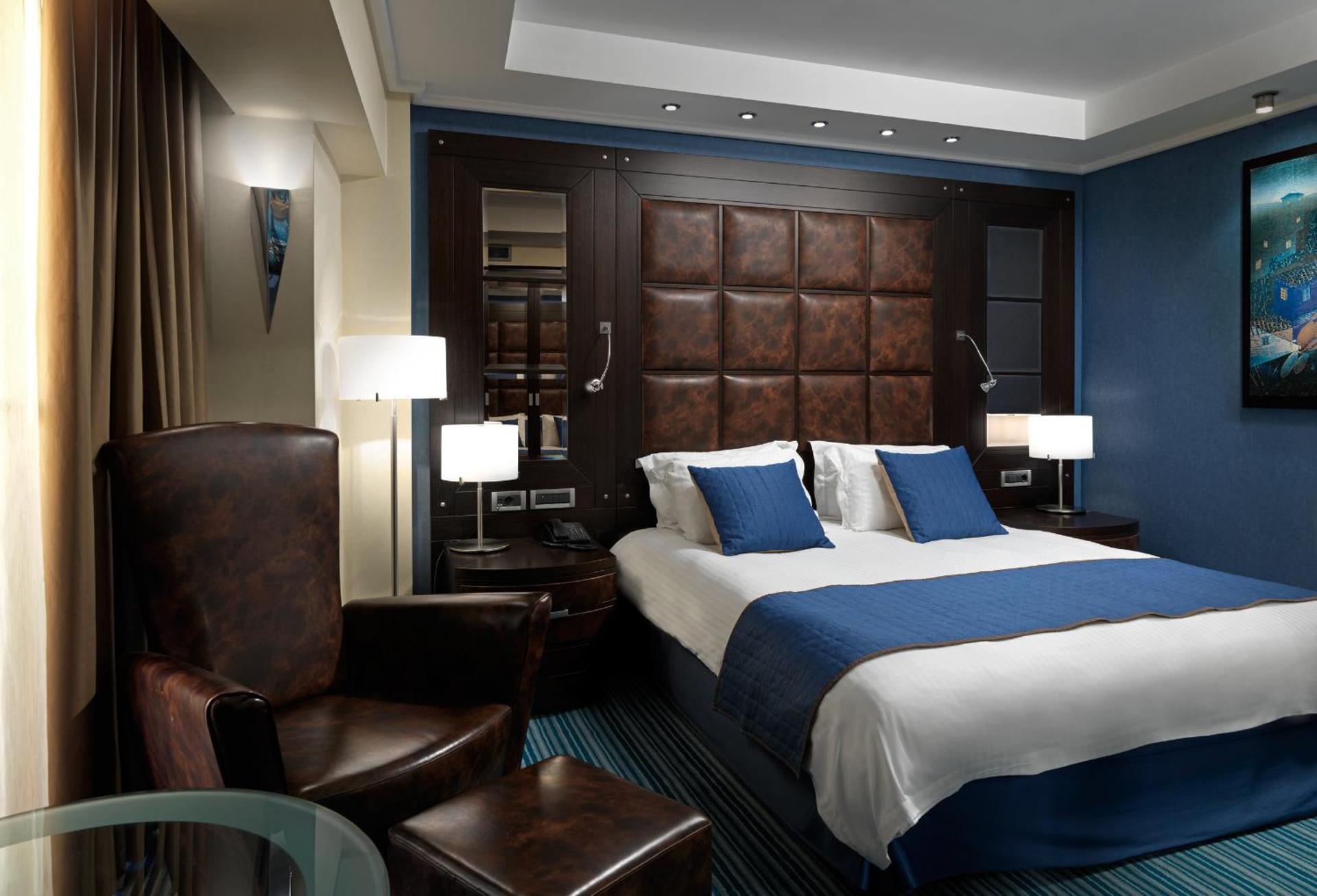 Crowne Plaza Athens City Centre by IHG - Photo 39