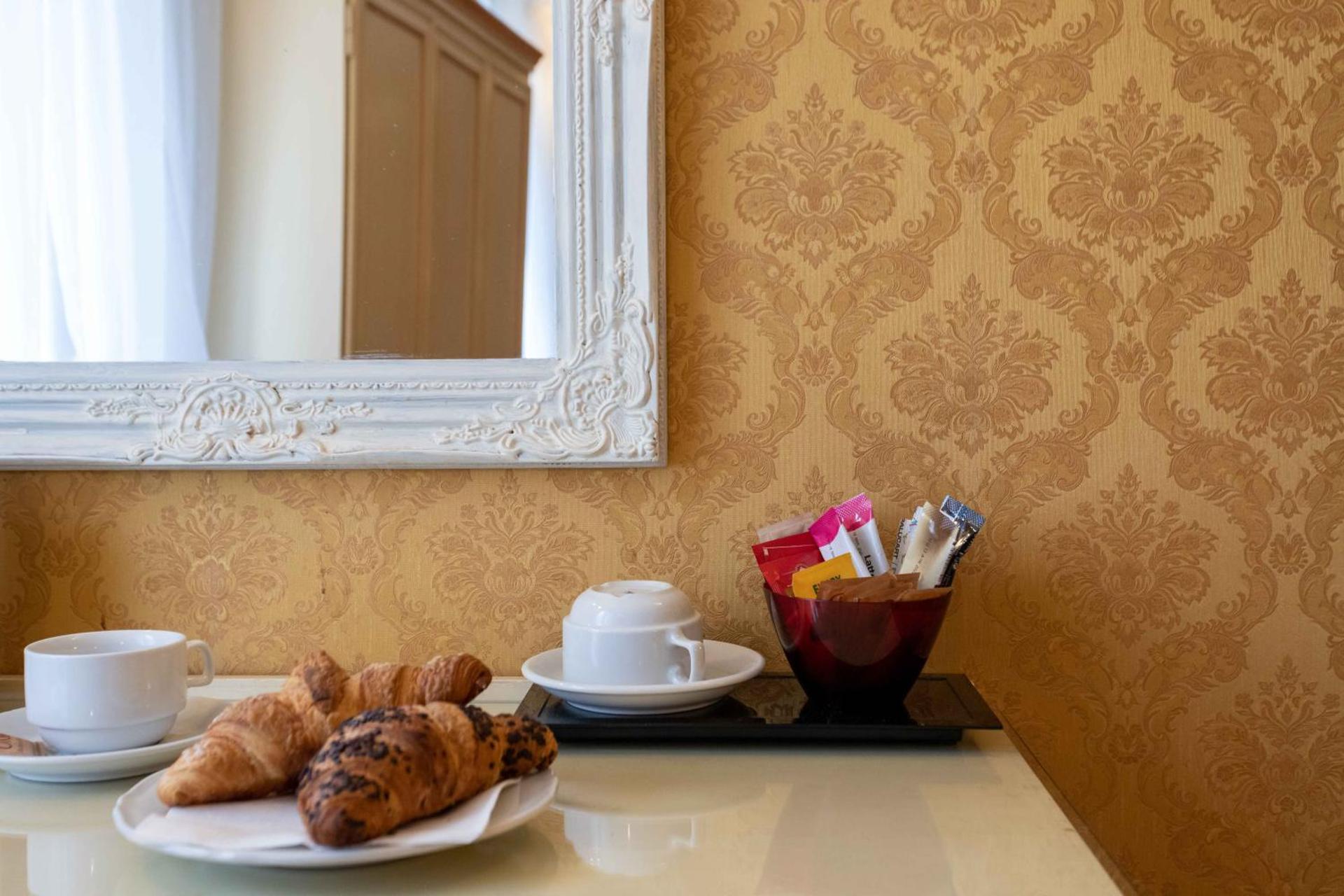 Hotel Tintoretto - Photo 77