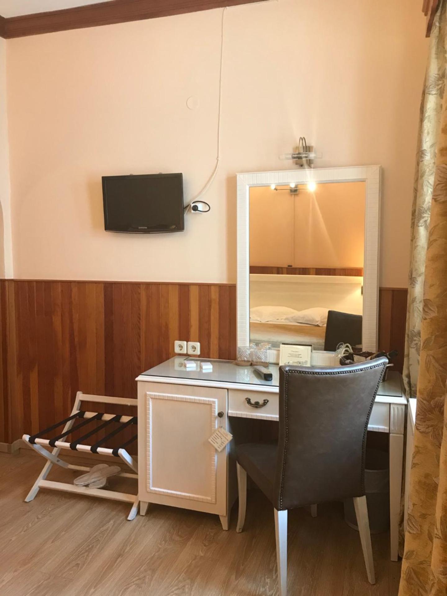 Hotel Olympic - Photo 70