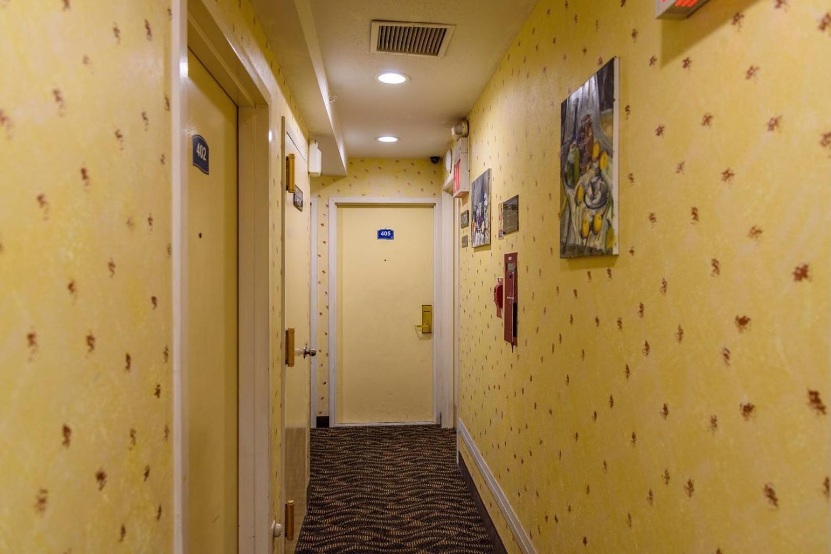 Flushing Central Hotel 88 - Photo 13