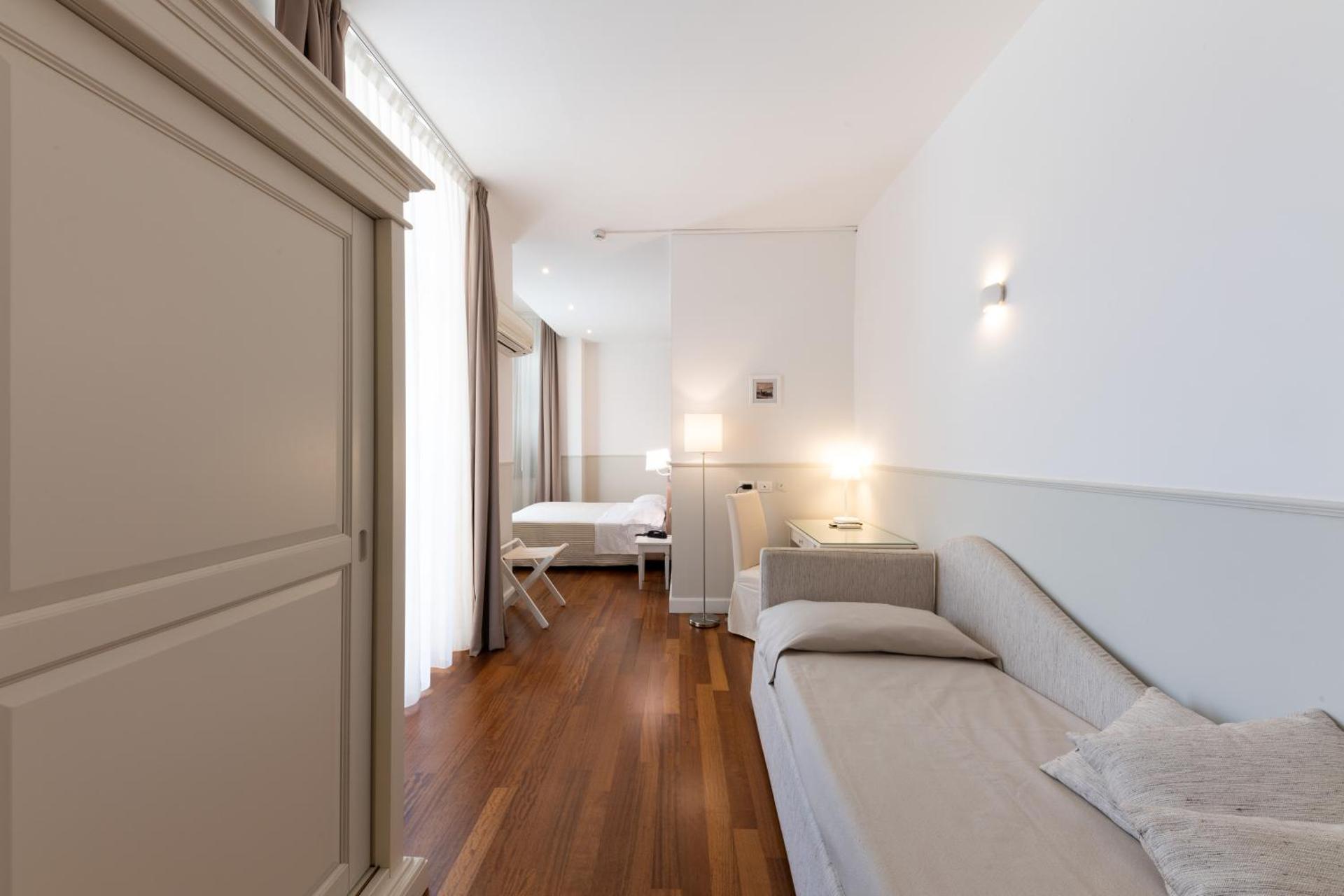Miramare Hotel - Photo 18