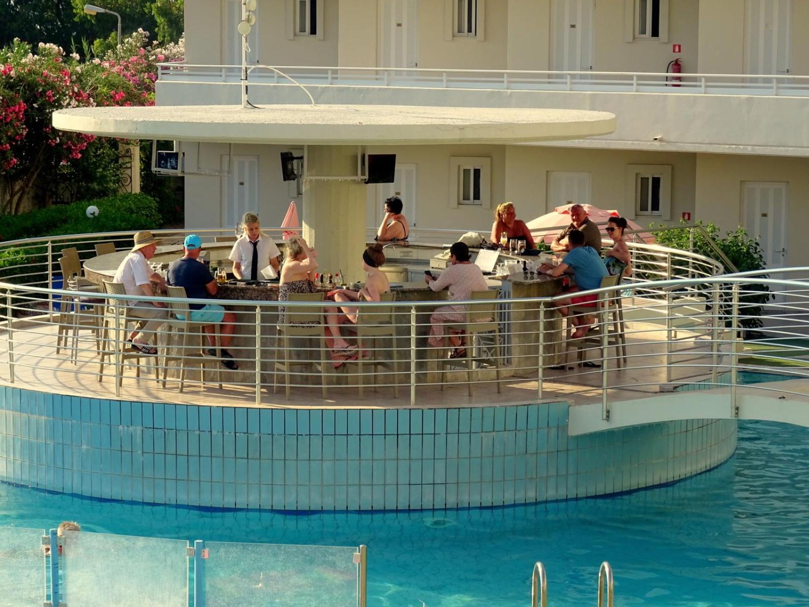 Bayside Hotel Katsaras - Photo 24