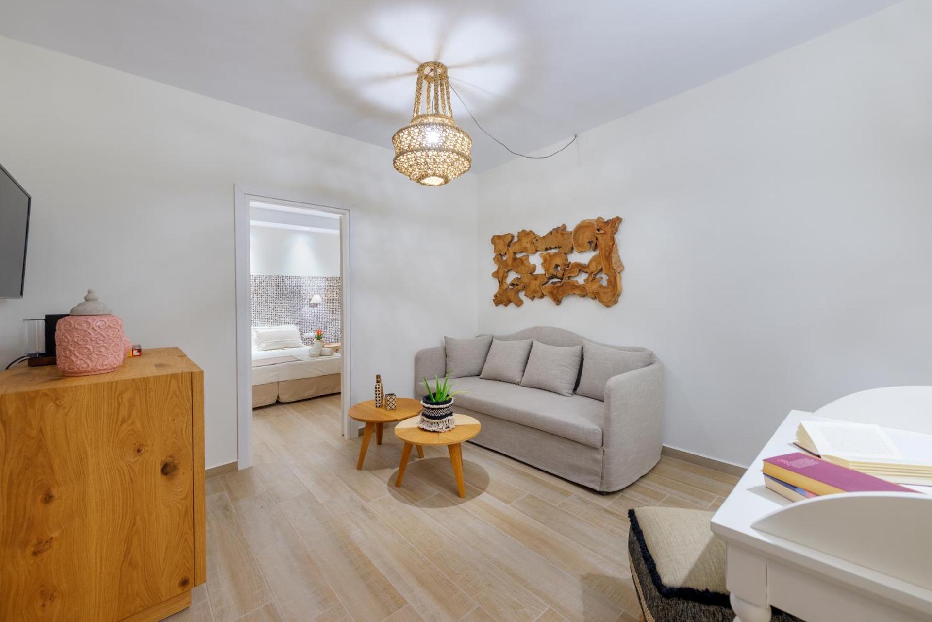 Dolphin Bay Seaside Resort & Suites - Photo 50