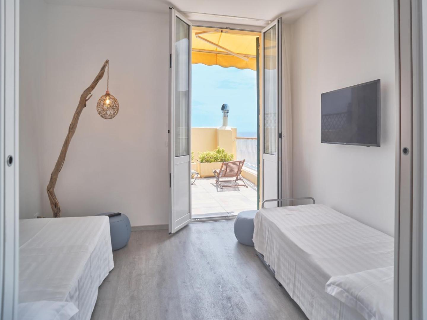 Hotel Medusa - Photo 85