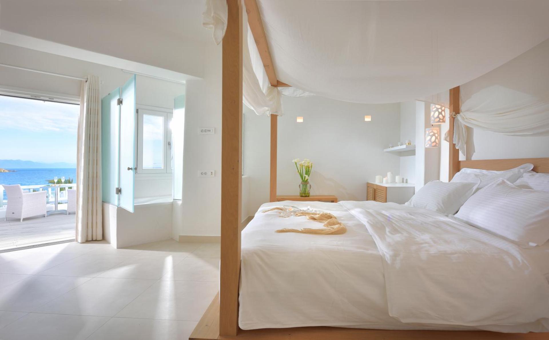 Petinos Hotel - Photo 49