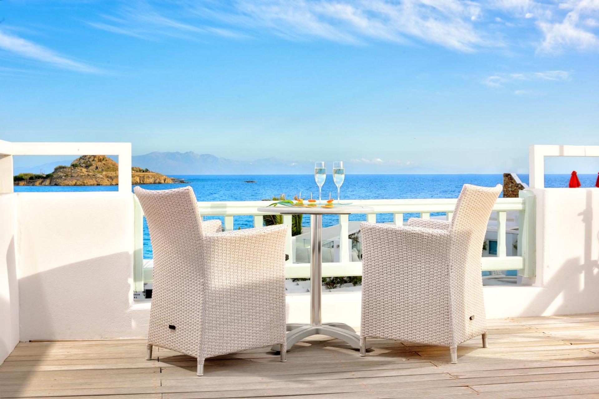 Petinos Hotel - Photo 52