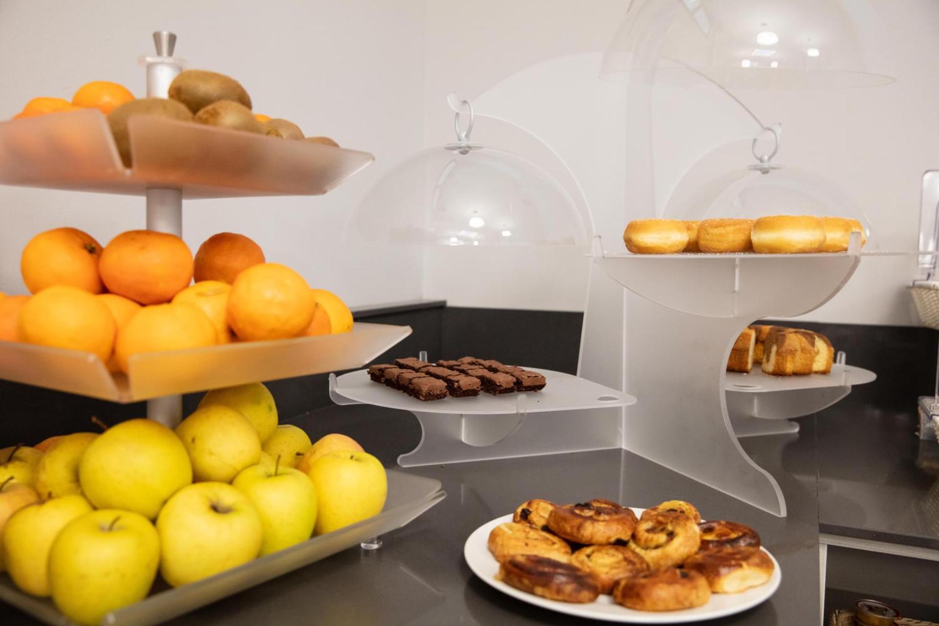 Hotel Esperia - Photo 12