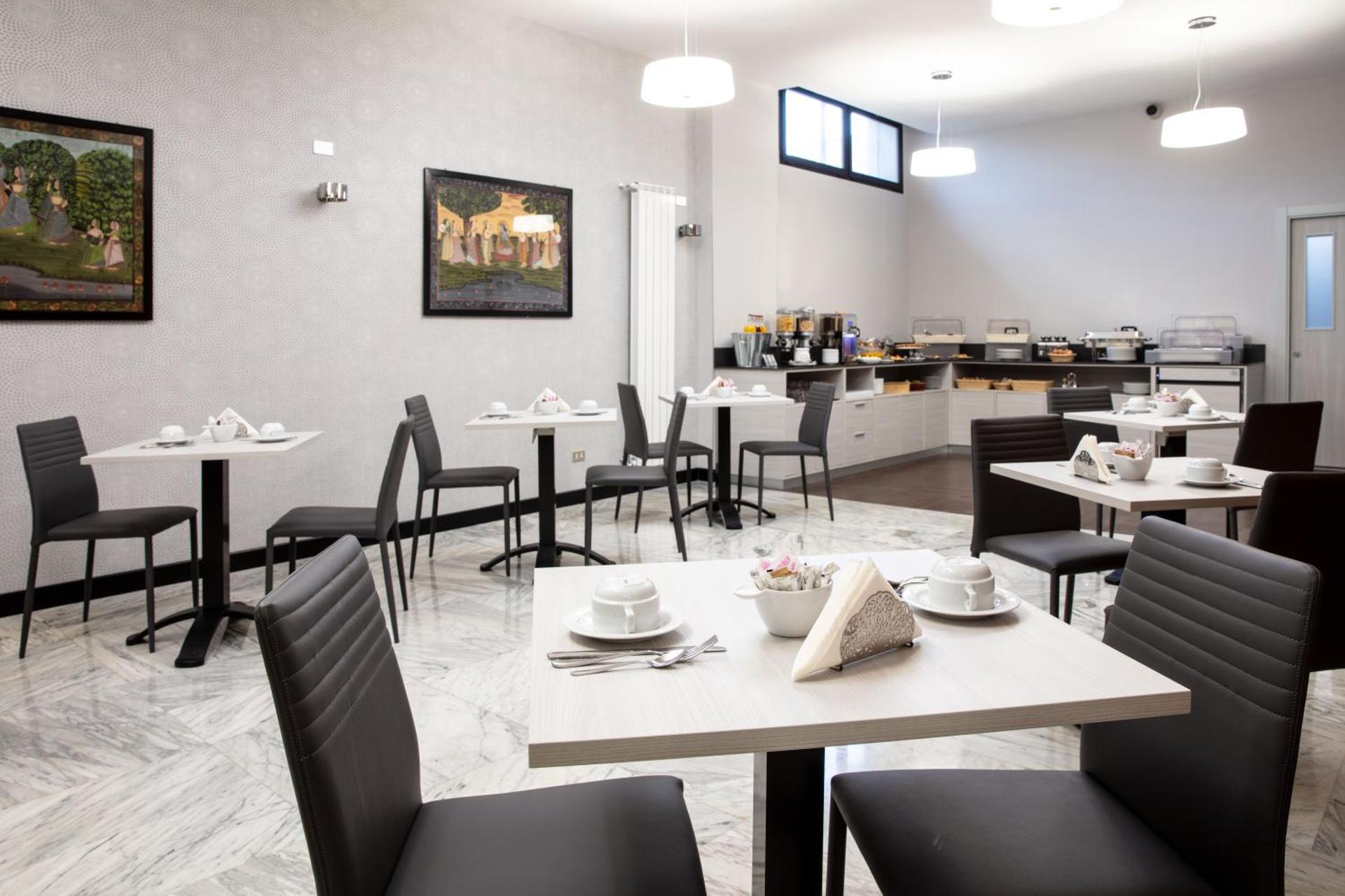 Hotel Esperia - Photo 23