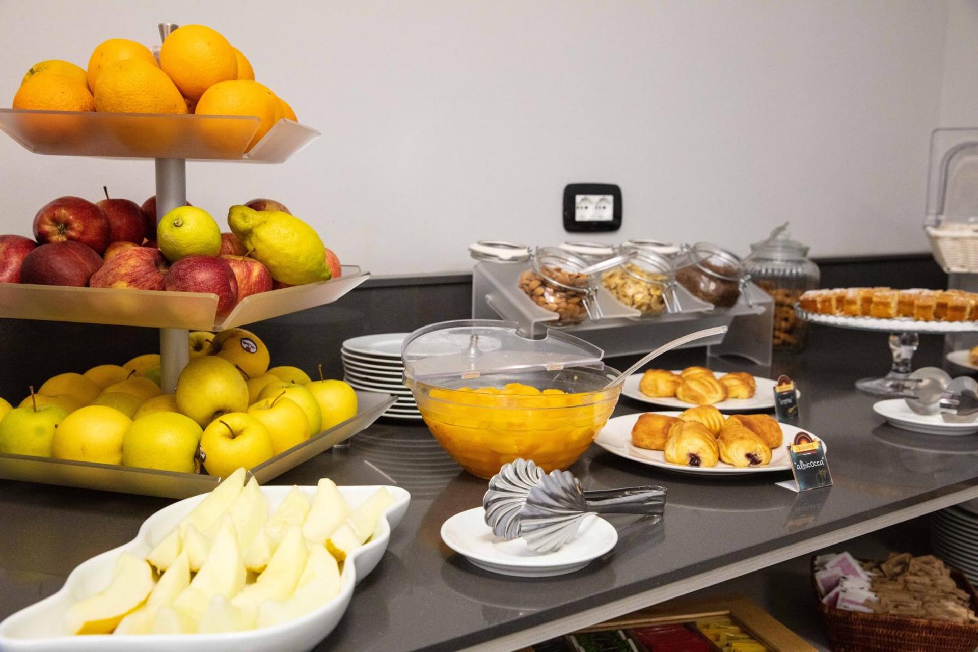 Hotel Esperia - Photo 13