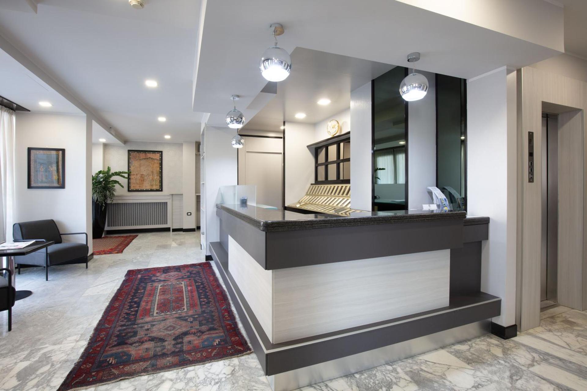 Hotel Esperia - Photo 38