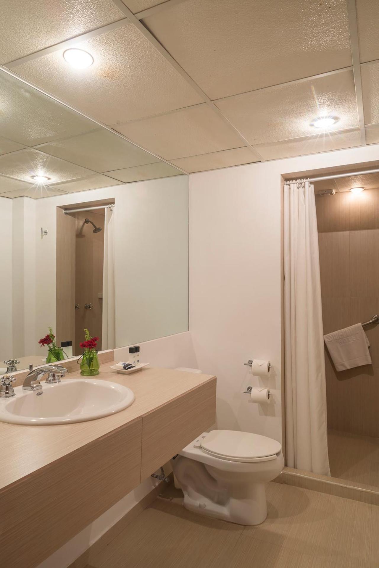 Stanza Hotel - Photo 18