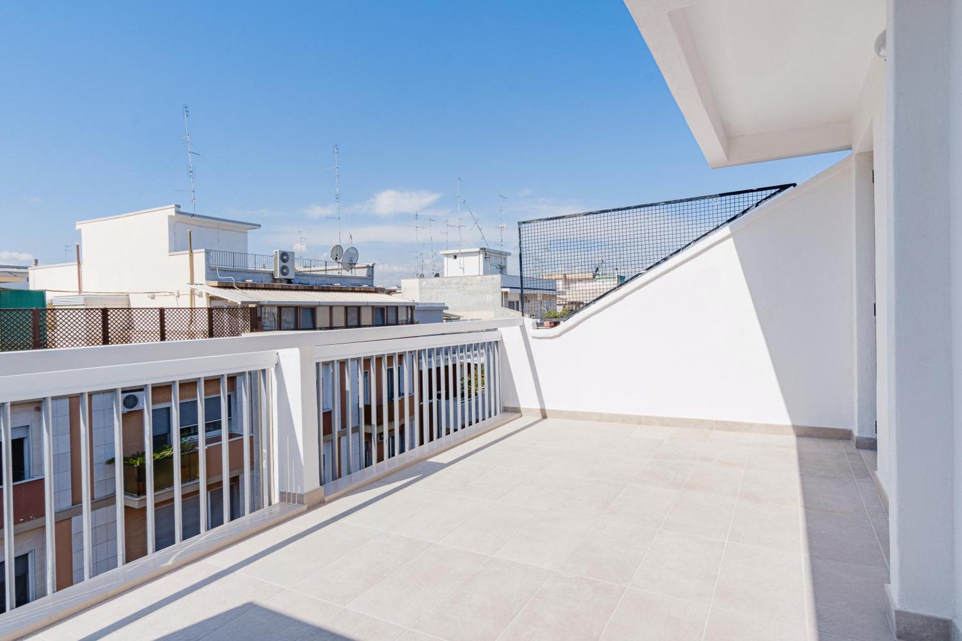 Hotel Boston - Photo 4