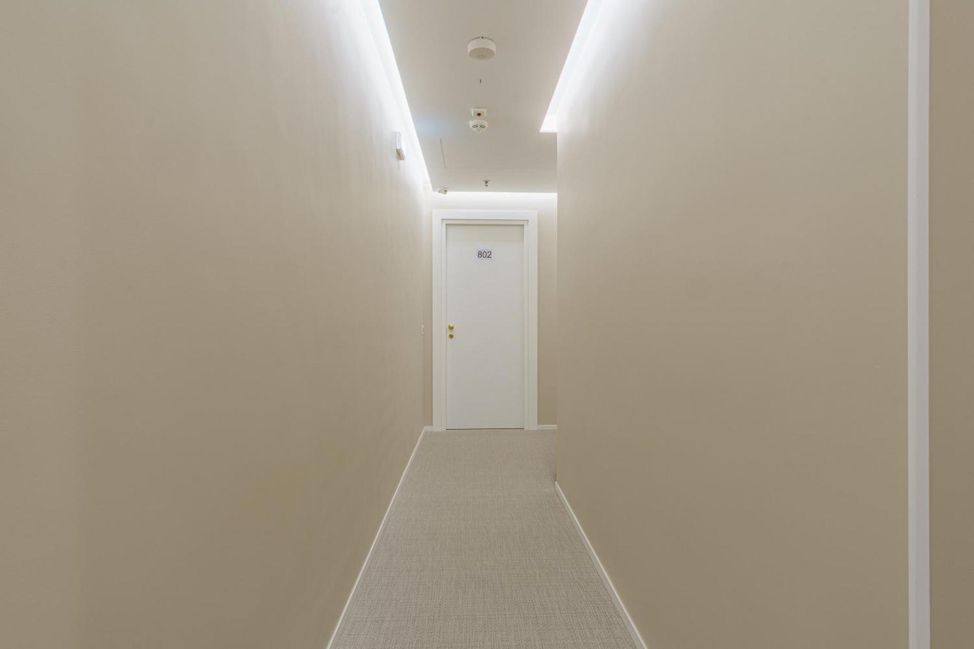 Hotel Boston - Photo 21