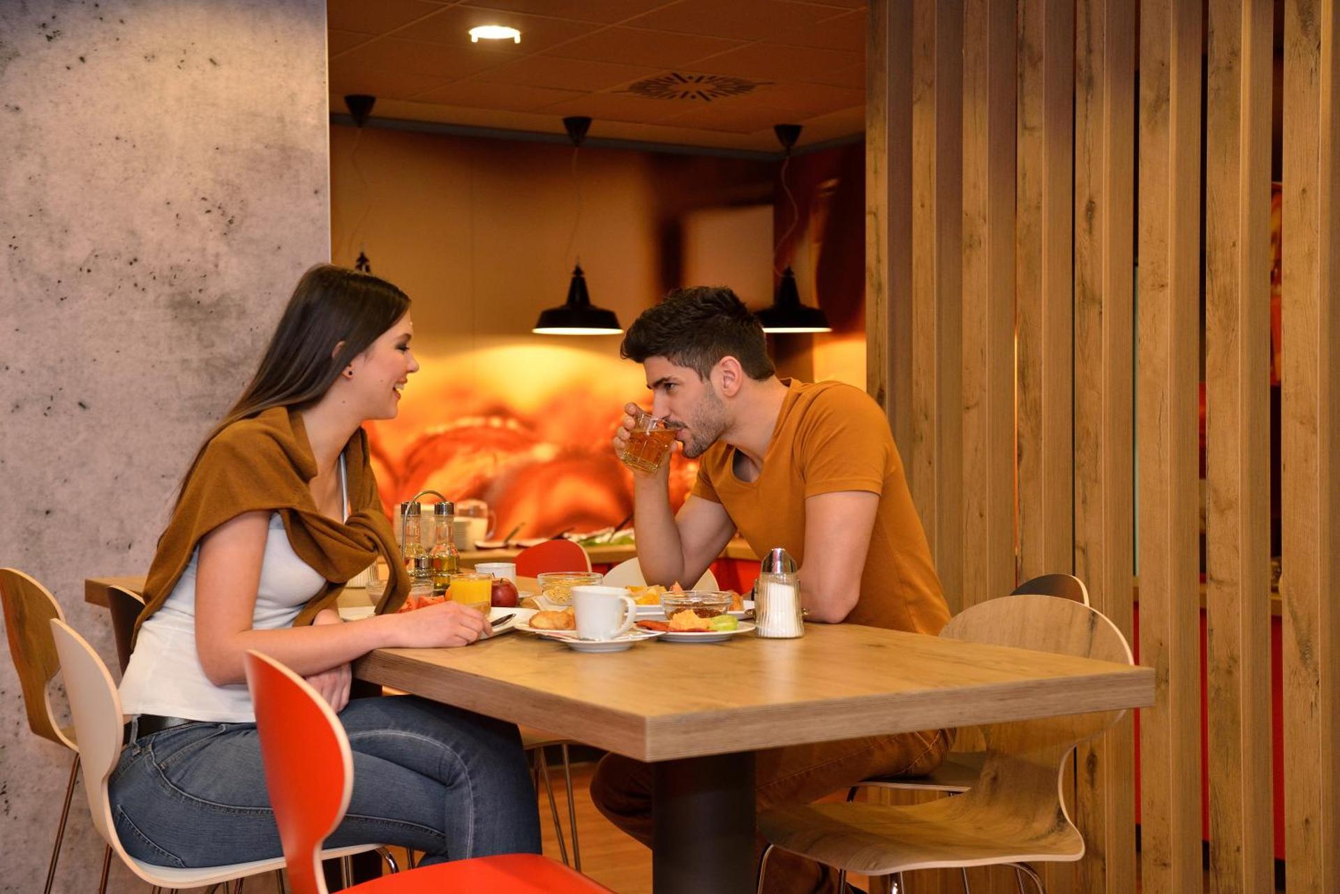 Ibis Budapest City - Photo 6