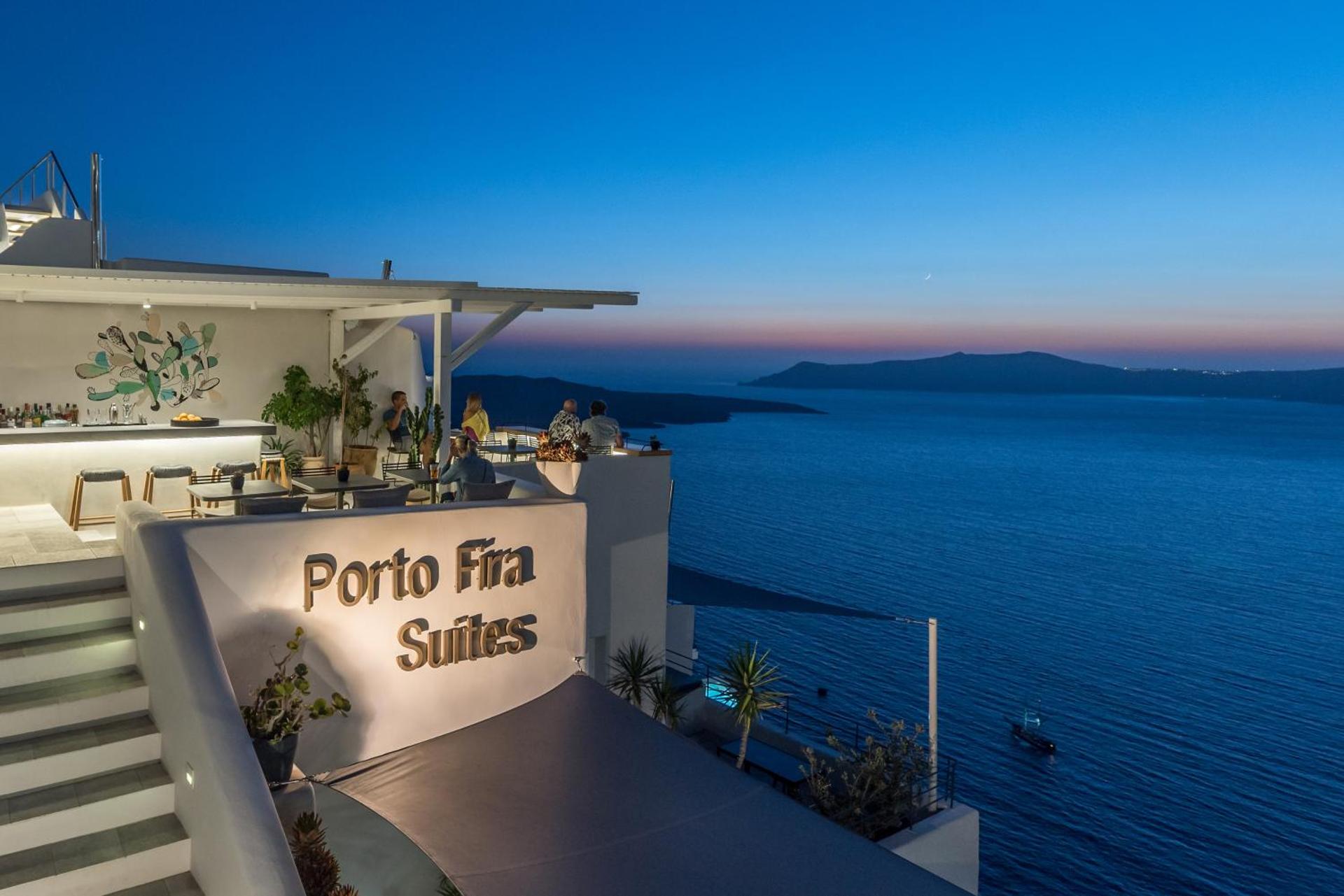 Porto Fira Suites - Photo 17