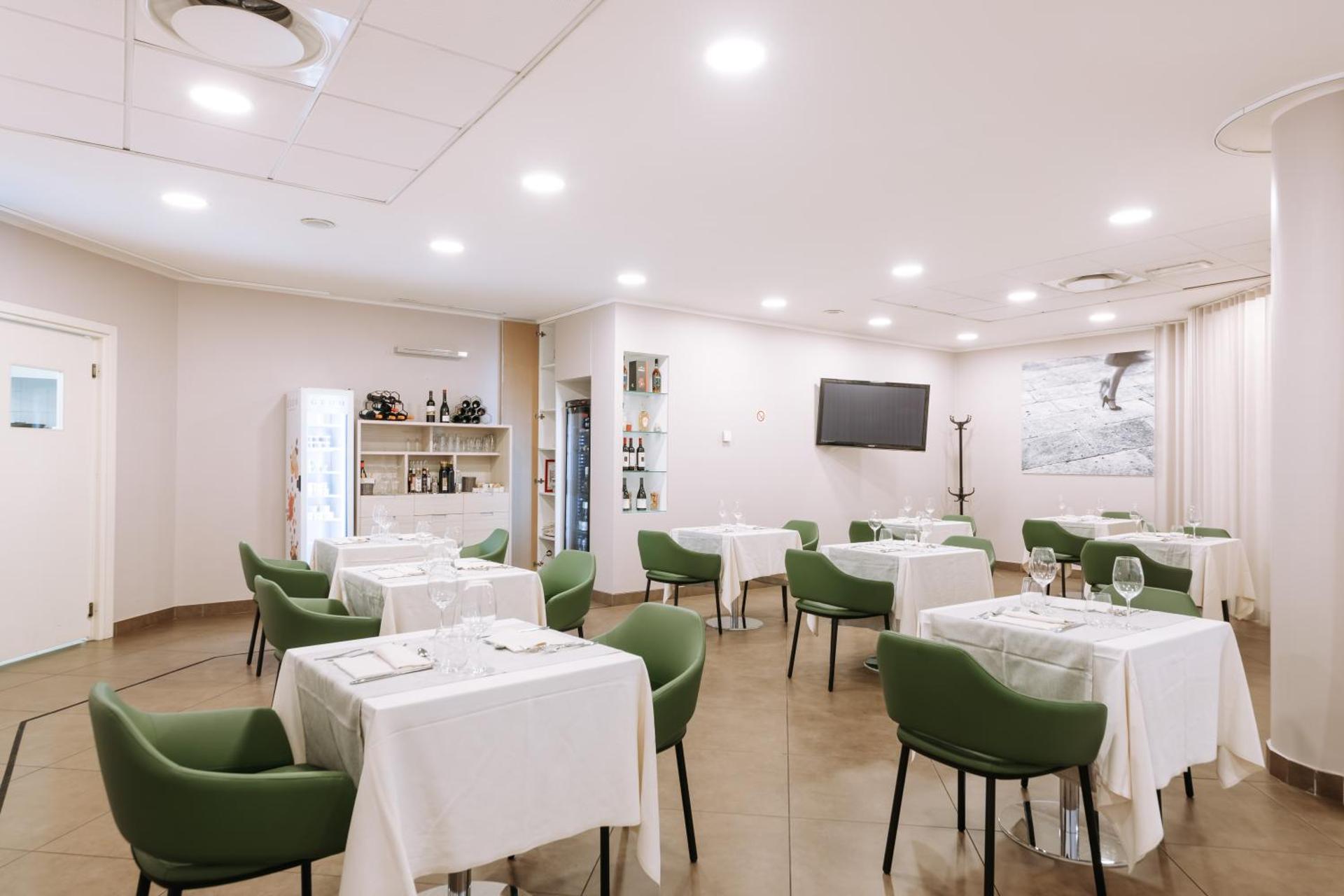 Hotel Motel Prestige - Photo 13