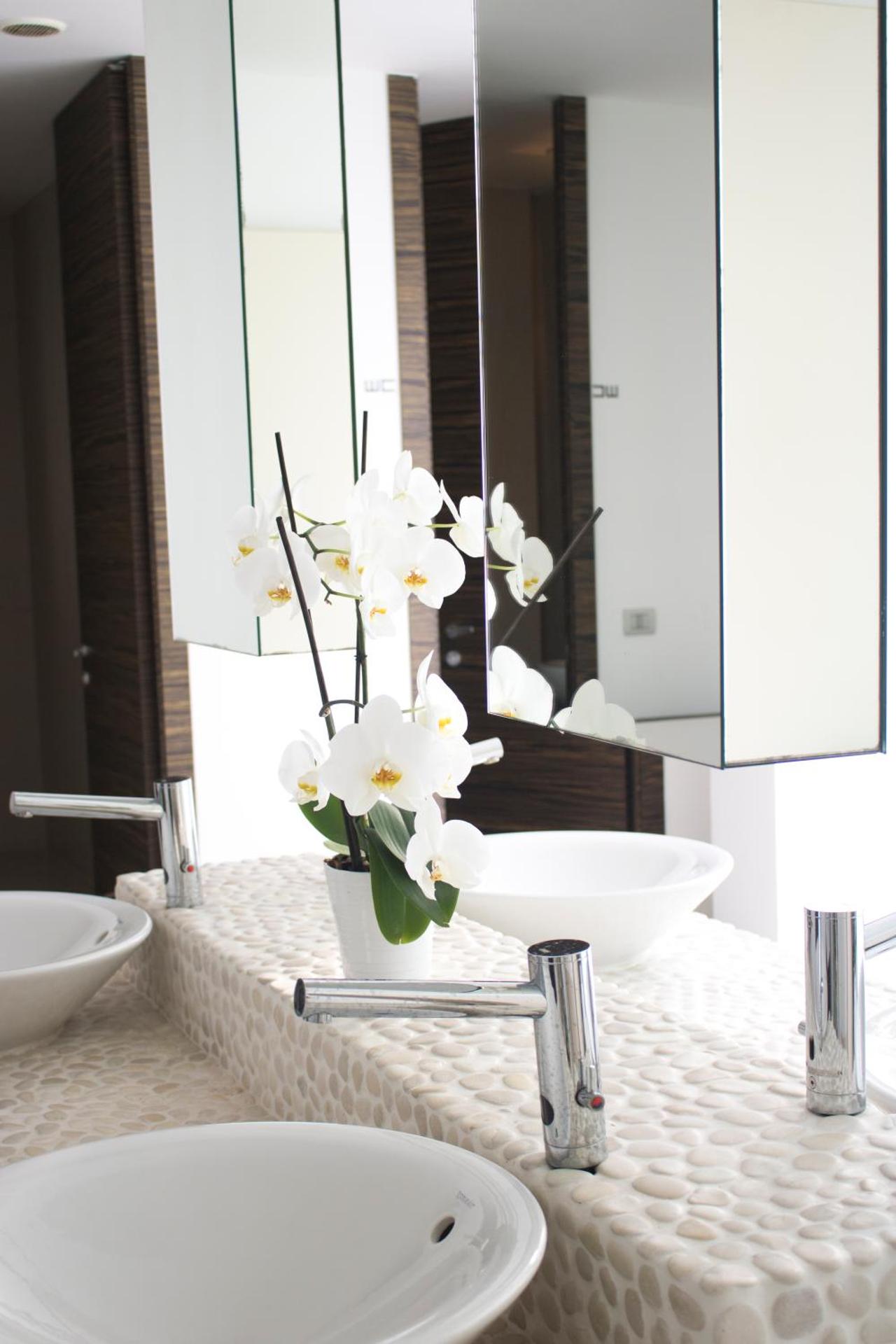 White Hotel - Photo 49