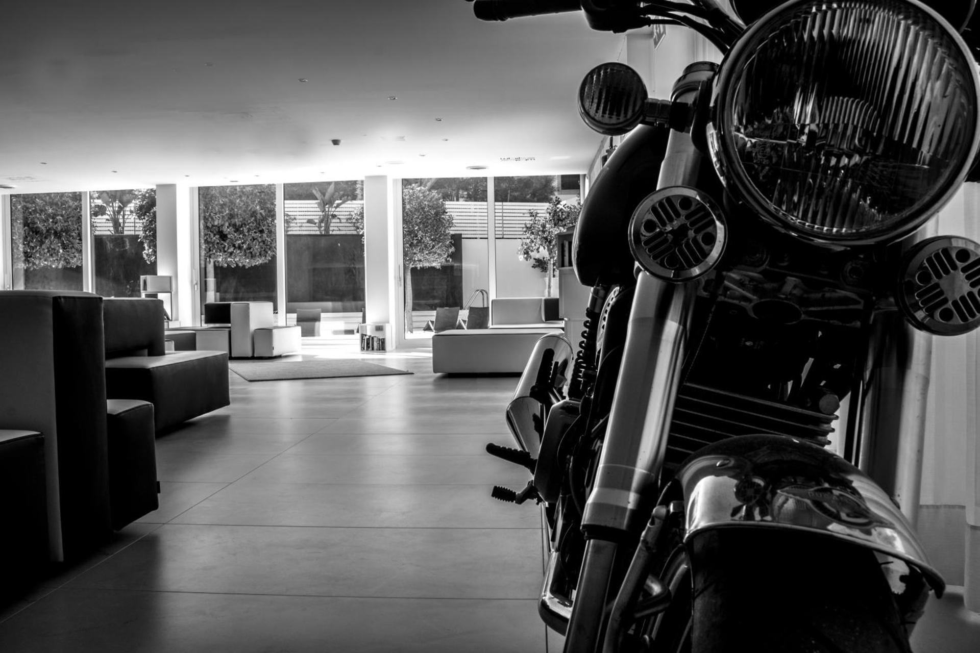 White Hotel - Photo 105