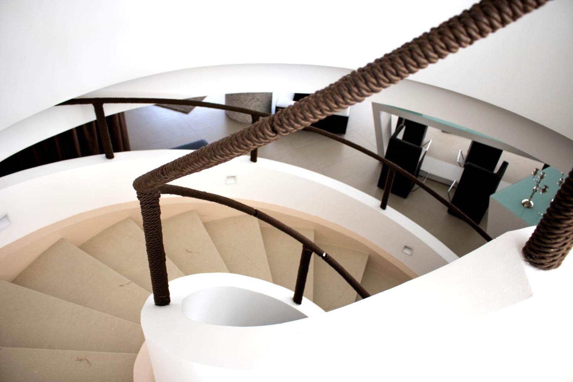 White Hotel - Photo 102