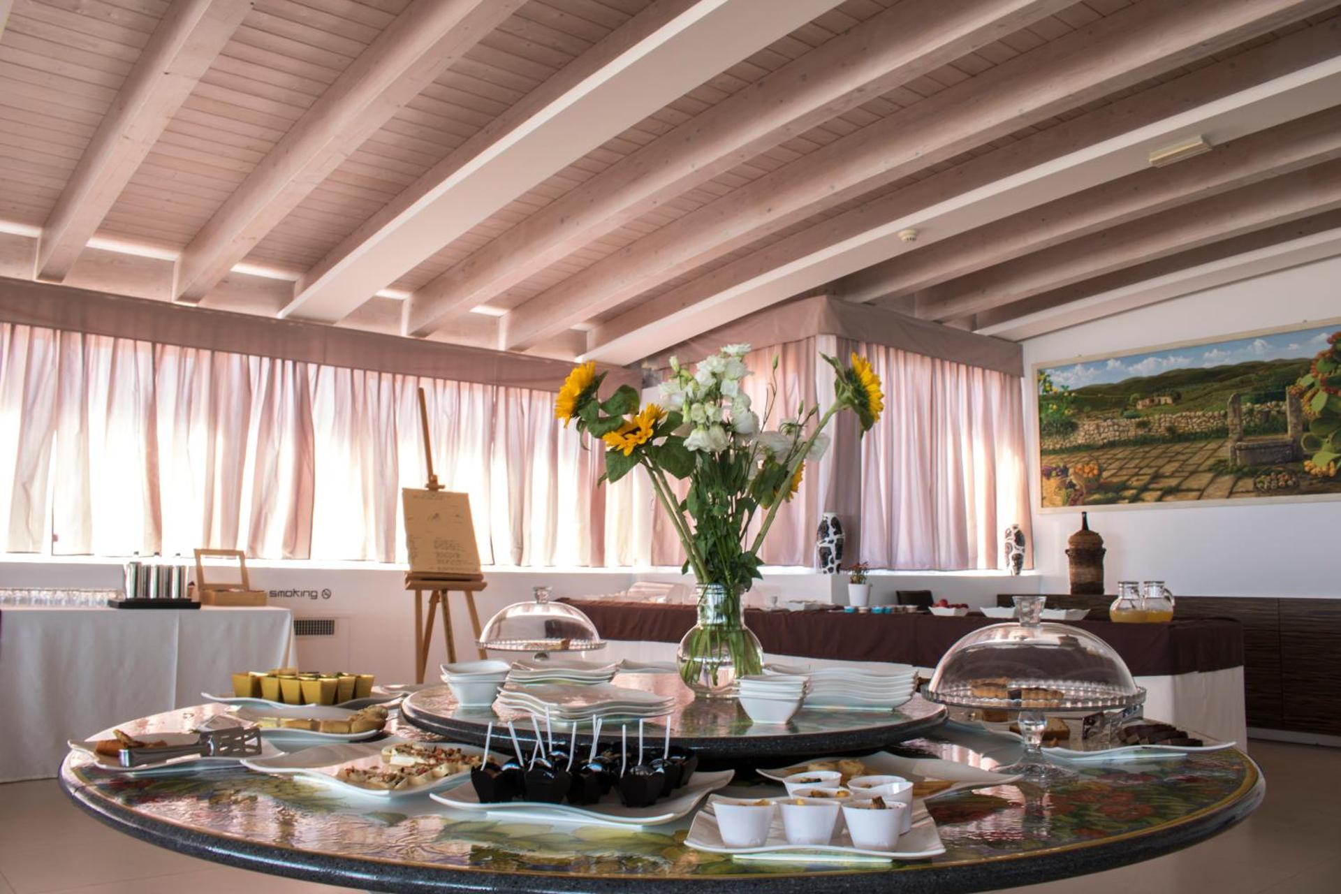 White Hotel - Photo 13