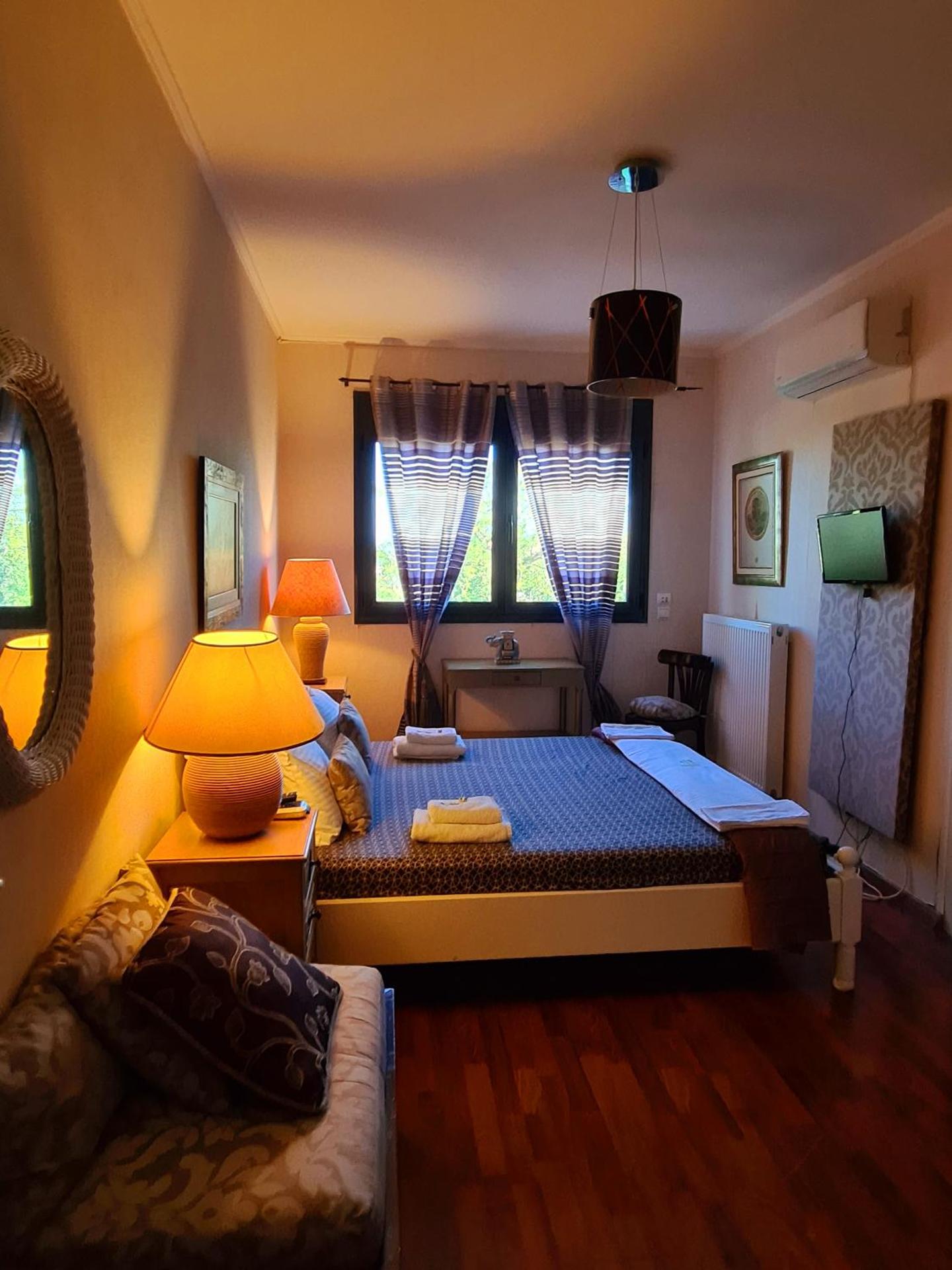 Villa Vravrona Tower & Suites - Photo 34