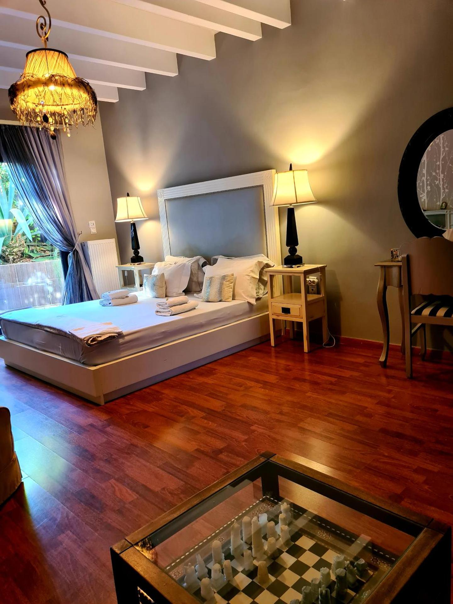 Villa Vravrona Tower & Suites - Photo 18