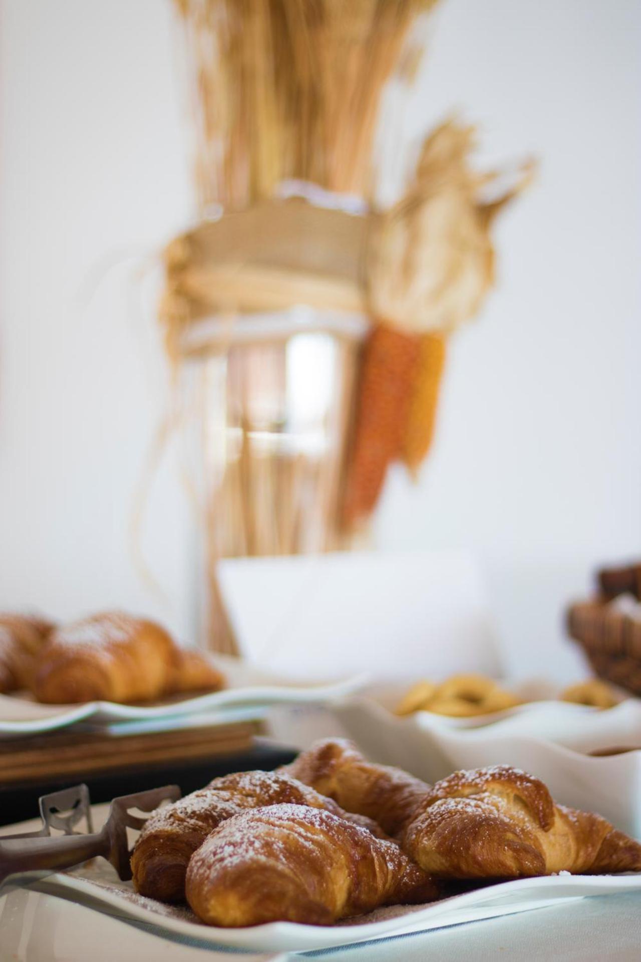 White Hotel - Photo 32