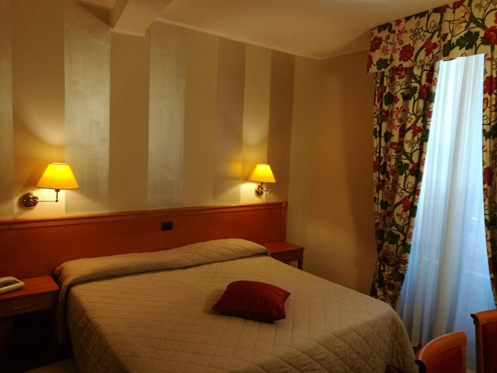 Hotel La Luna - Photo 192