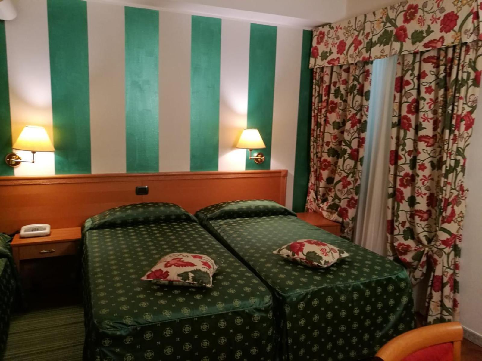 Hotel La Luna - Photo 163