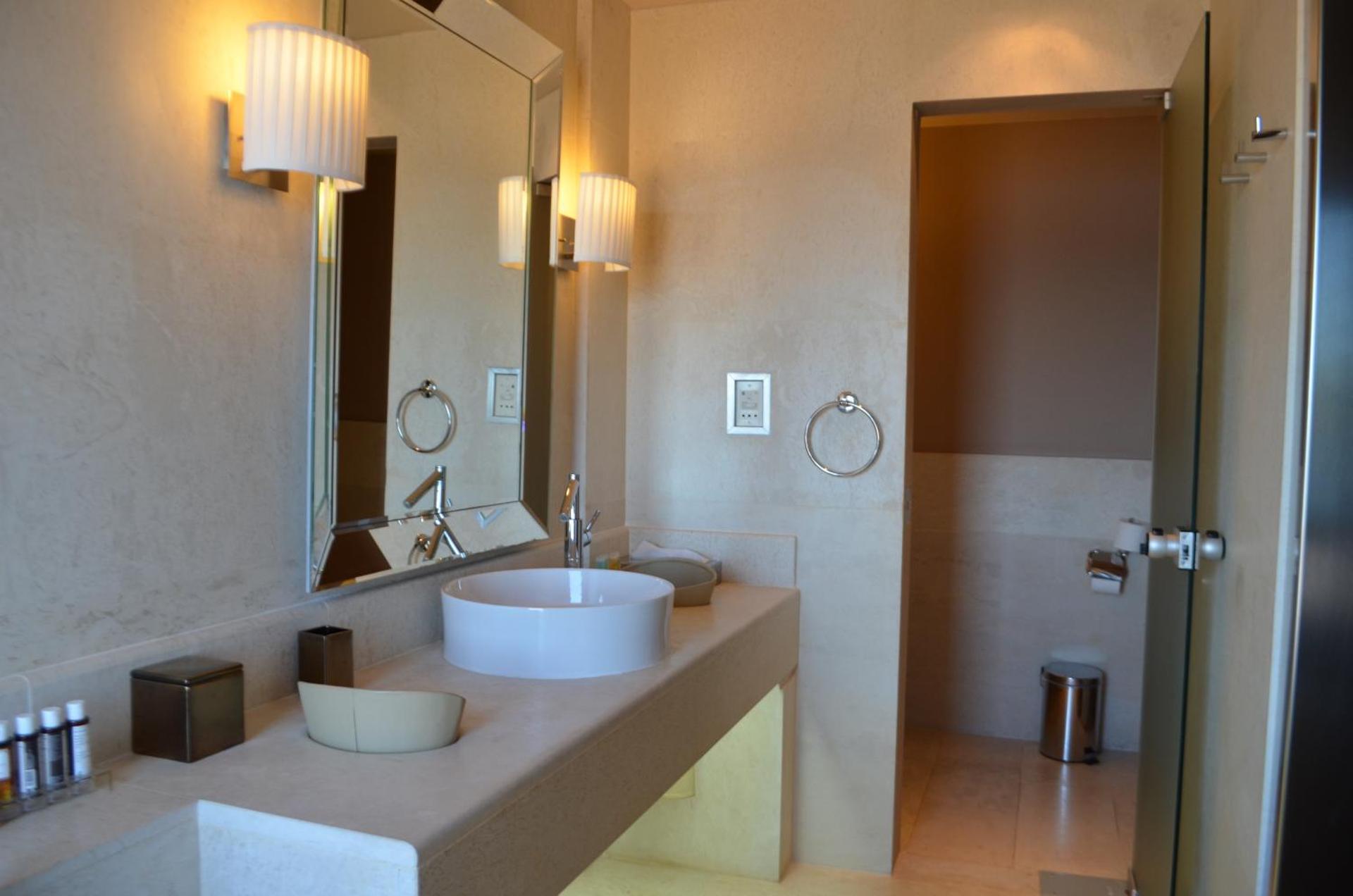 Aegeon Beach Hotel - Photo 22