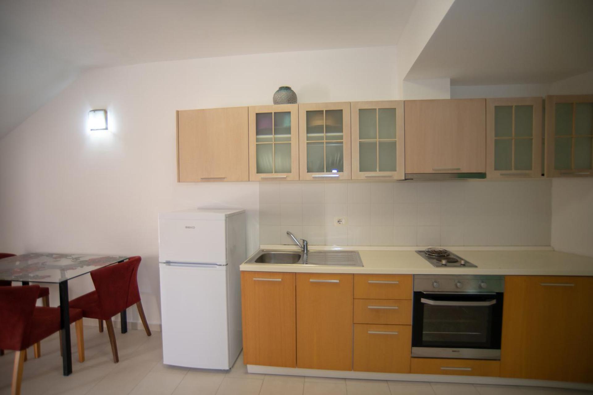 Bougainville Bay Apartments - Photo 3