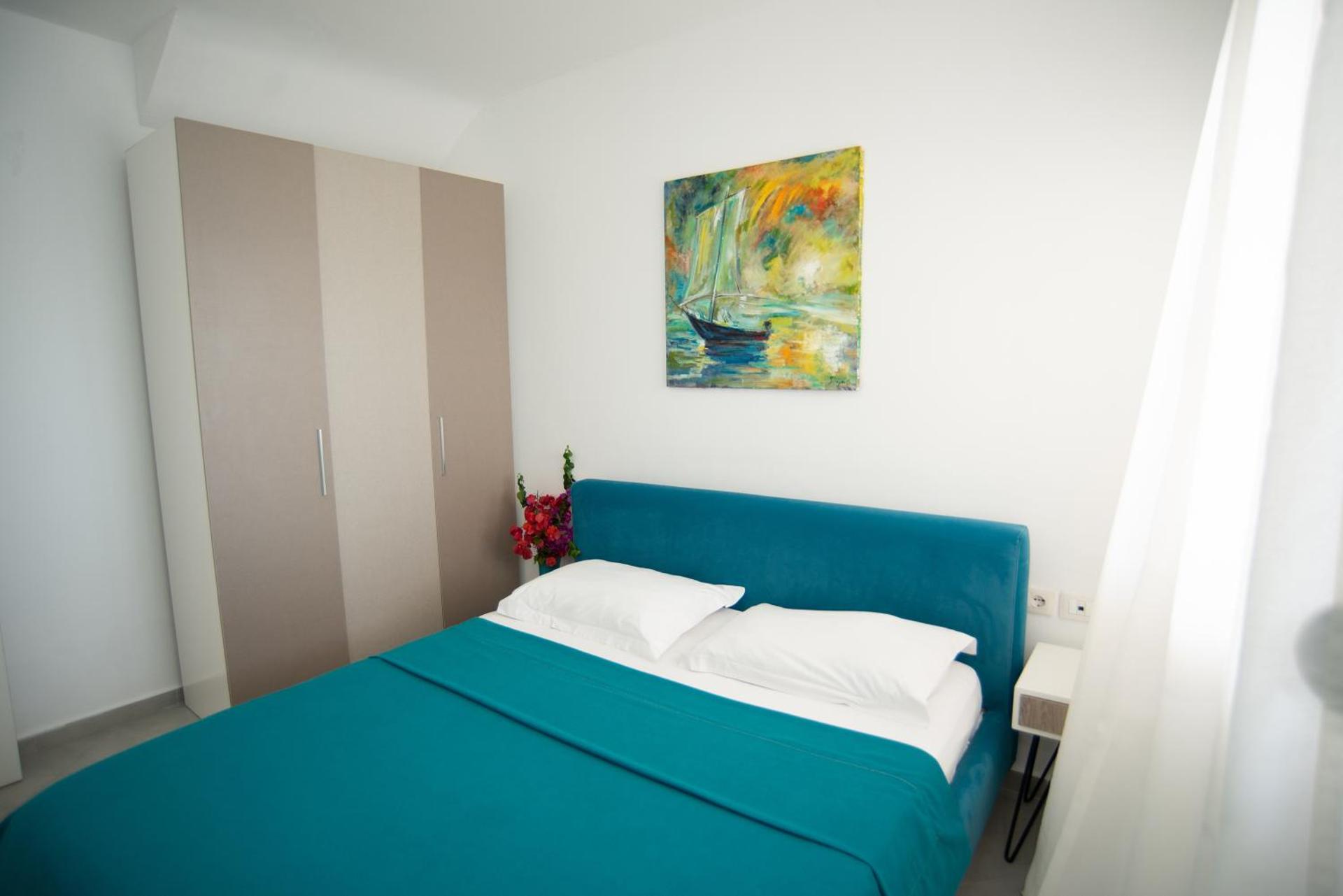 Bougainville Bay Apartments - Photo 20