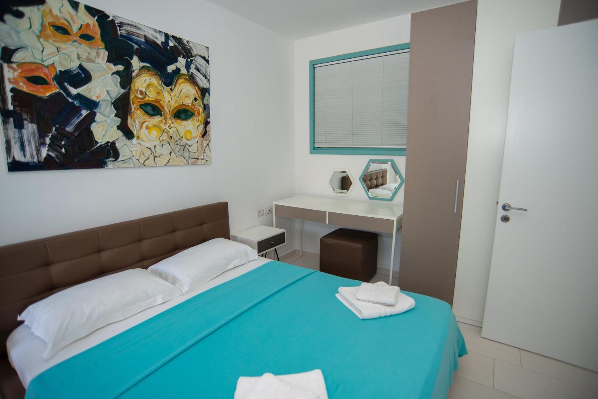 Bougainville Bay Apartments - Photo 49