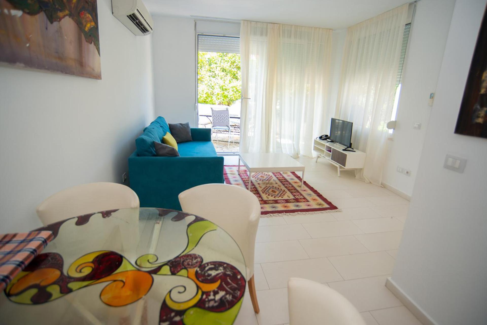 Bougainville Bay Apartments - Photo 40