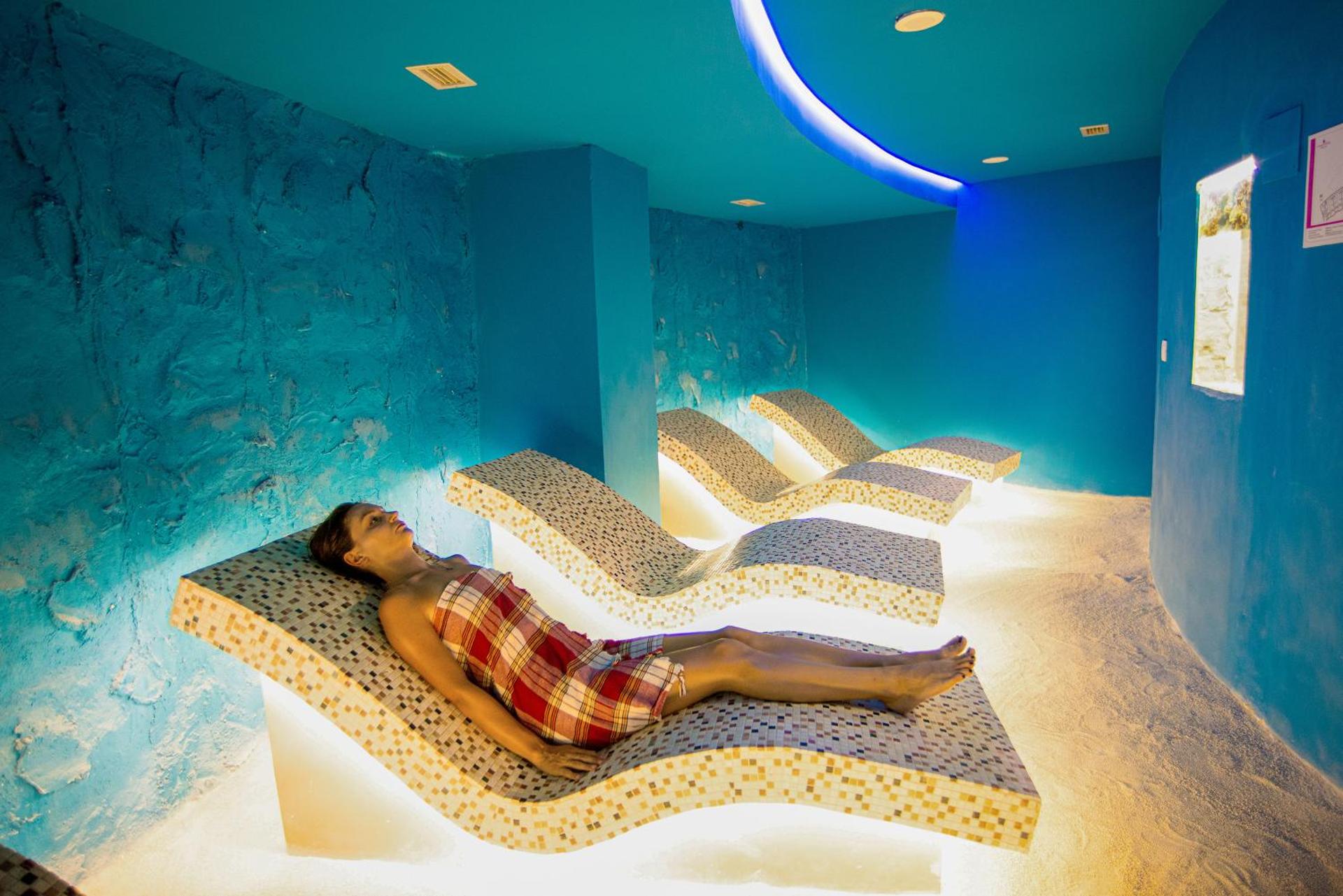 Bougainville Bay Apartments - Photo 140