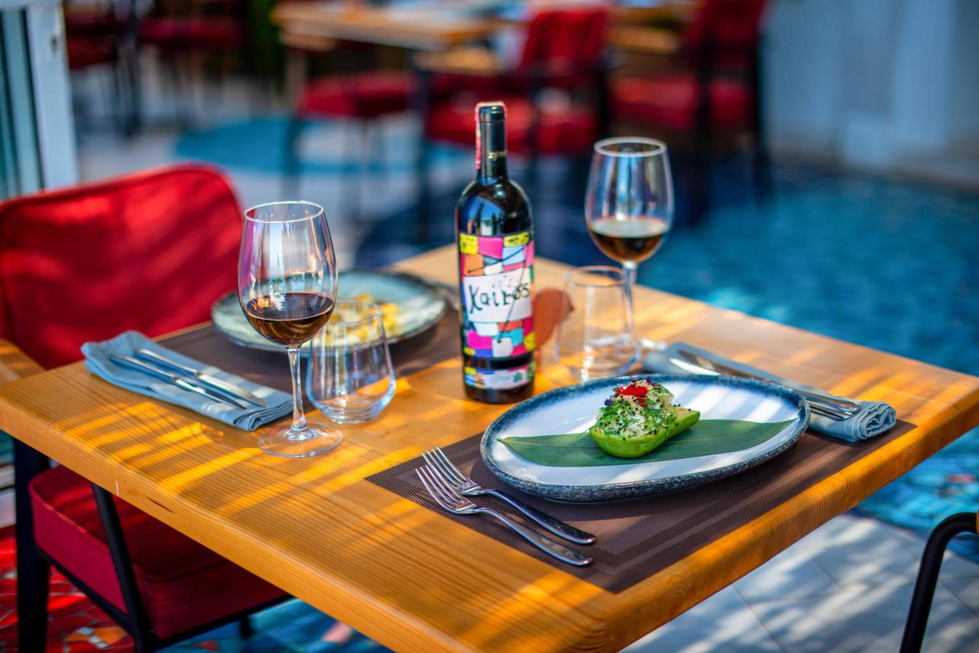 Bougainville Bay Apartments - Photo 122