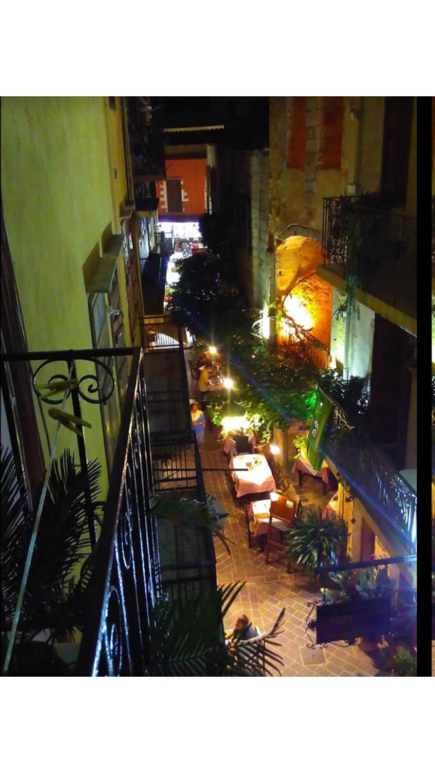 Boho City Hostel - Photo 24