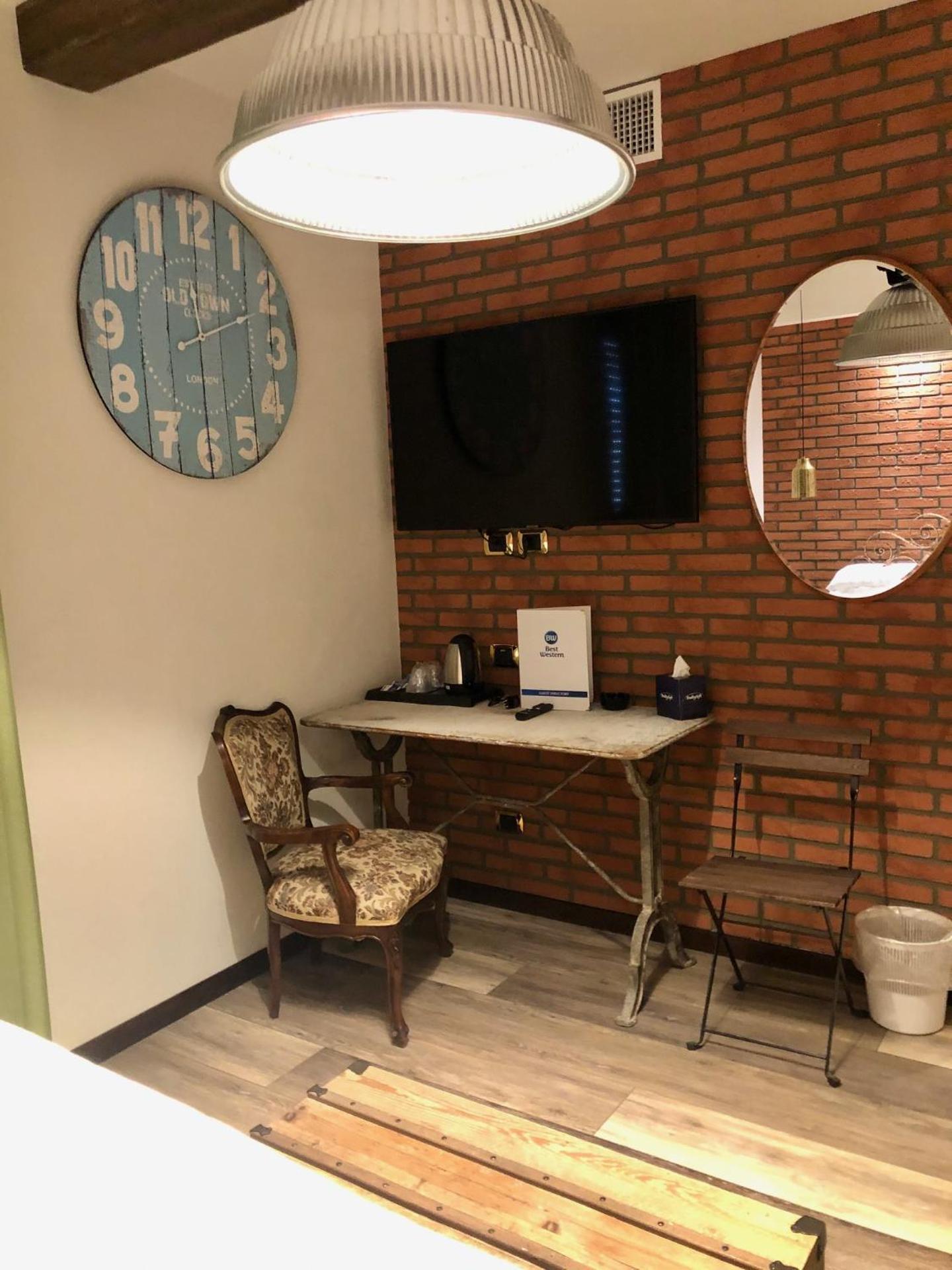 Best Western Maison B Hotel - Photo 46