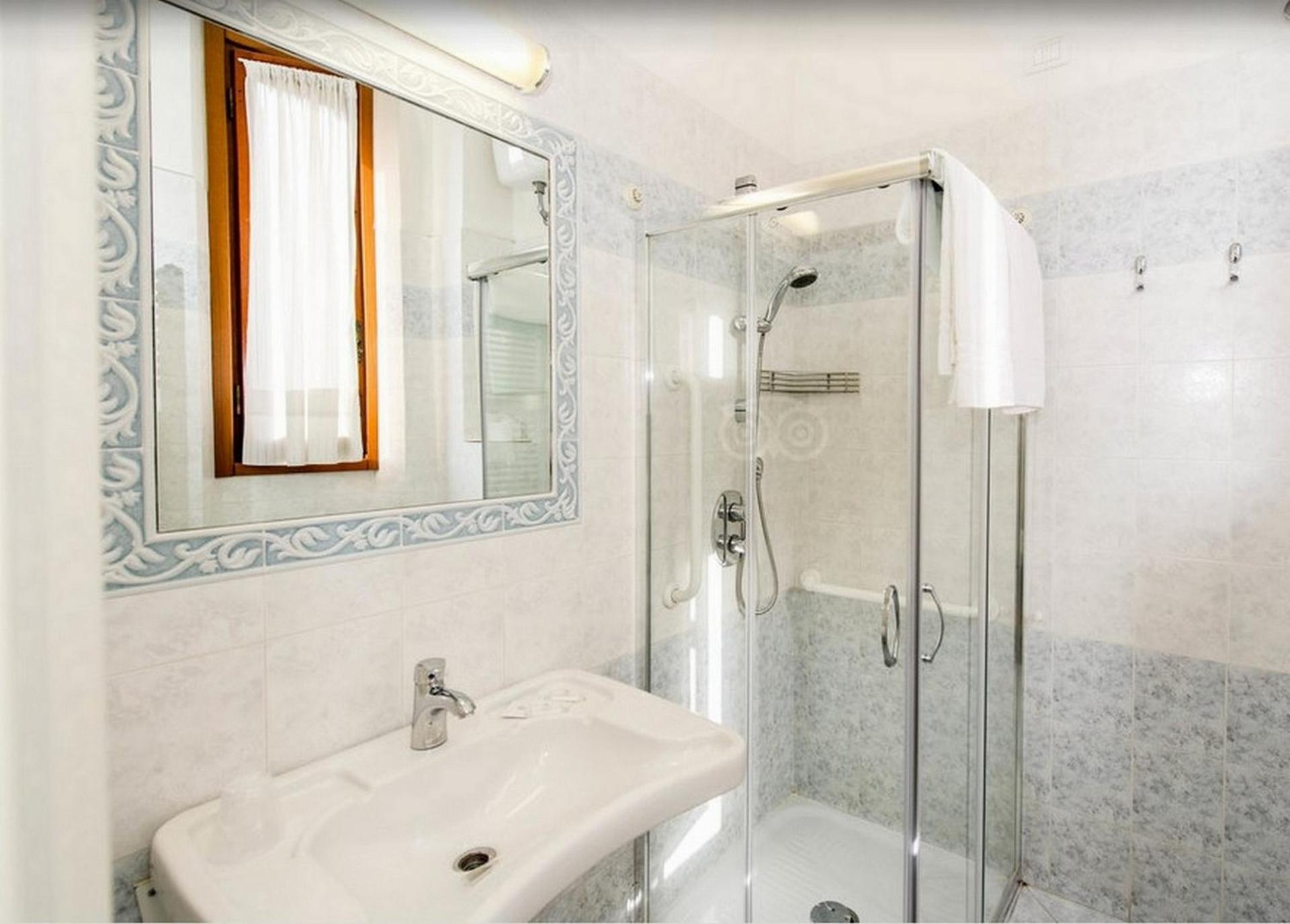 Hotel Leopolda - Photo 36