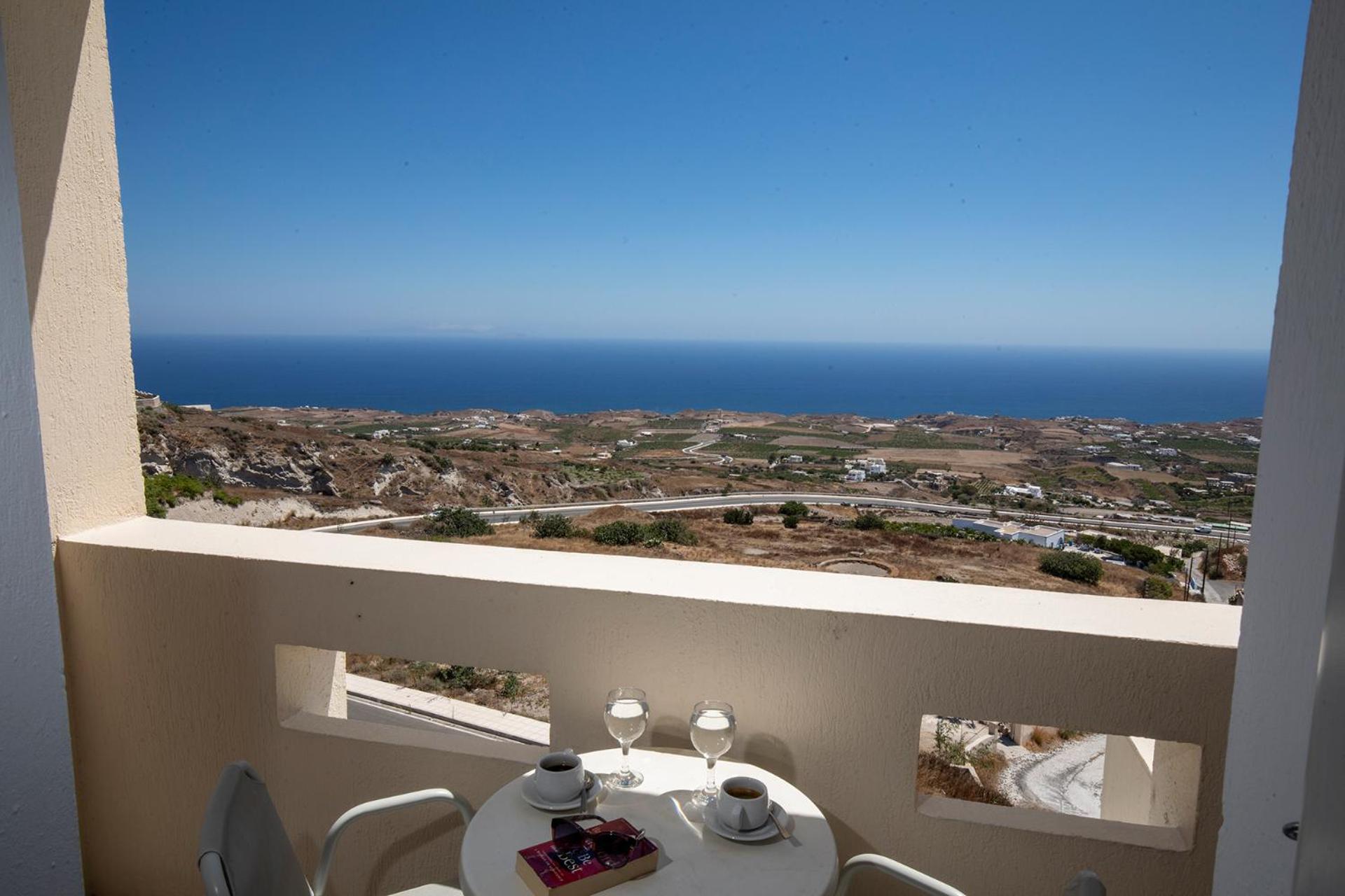 Erato Apartments - Photo 11