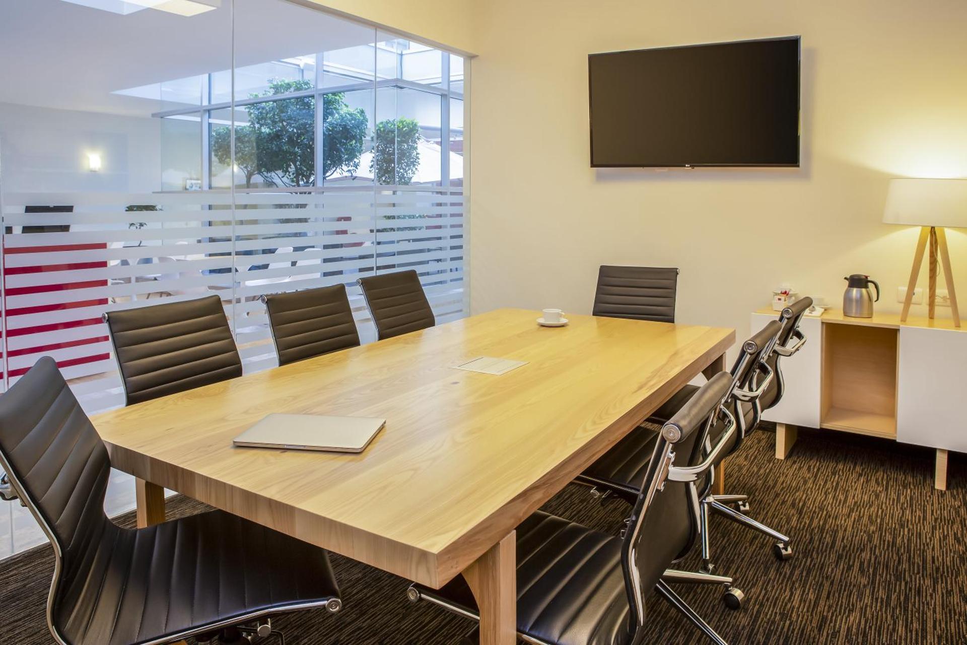 Fiesta Inn Centro Historico - Photo 17