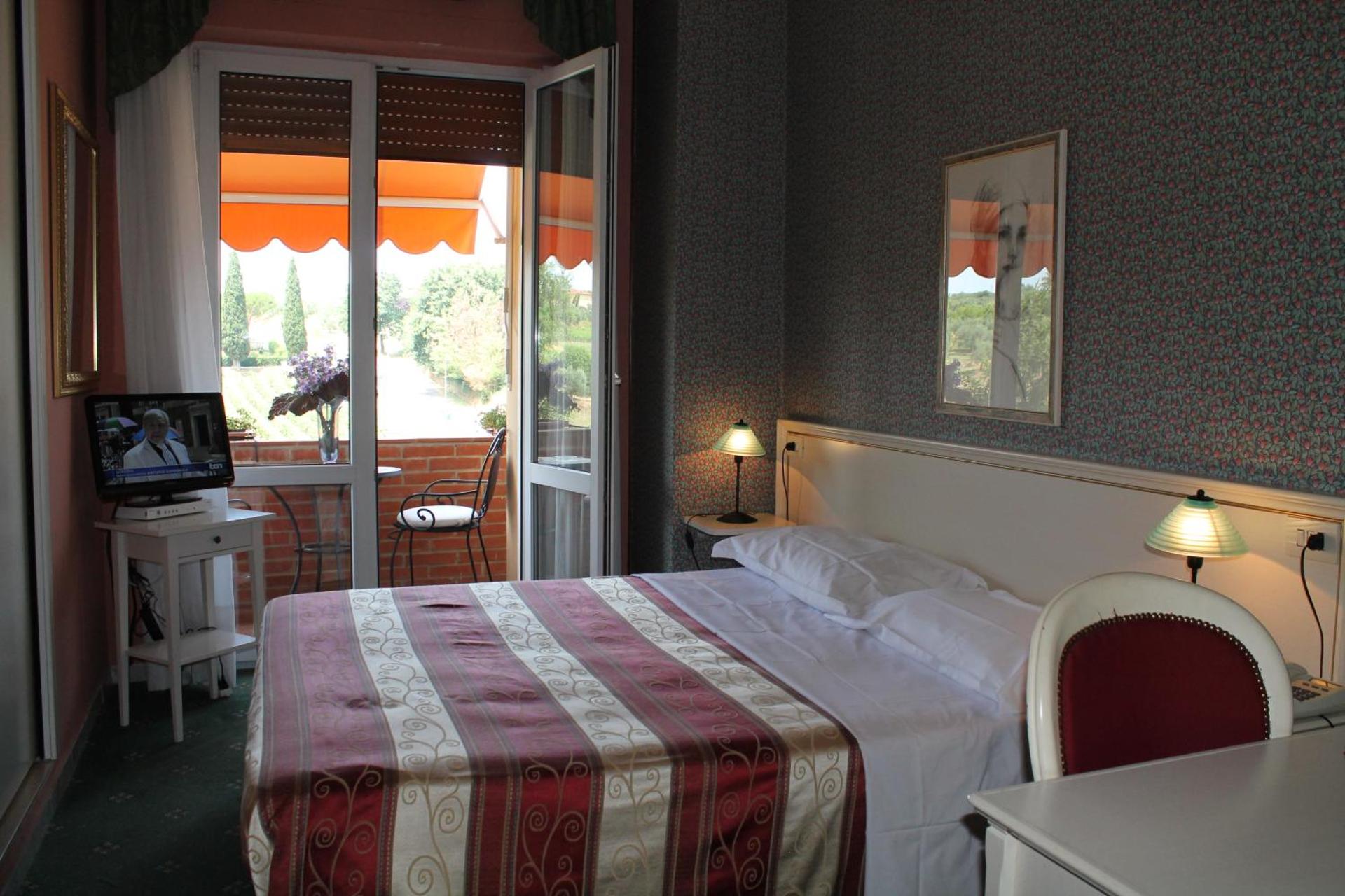 Hotel Monna Lisa - Photo 26