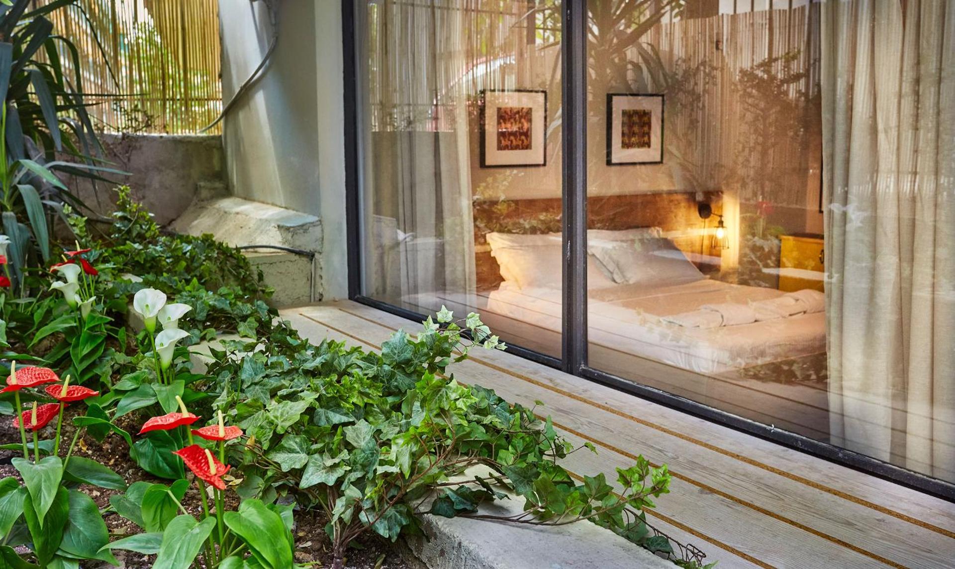 Aris Athens Suites - Photo 22