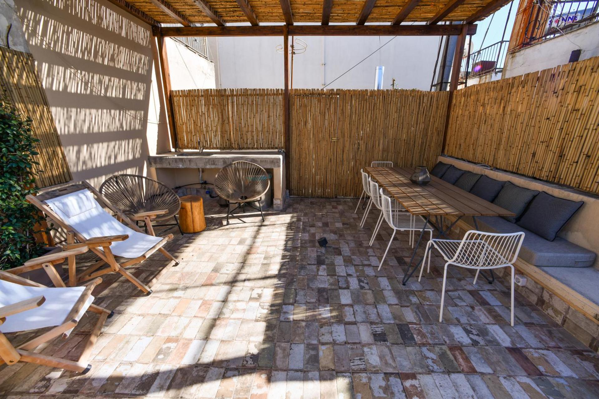 Kolonaki Boutique Apartments by Olala Homes - Photo 42